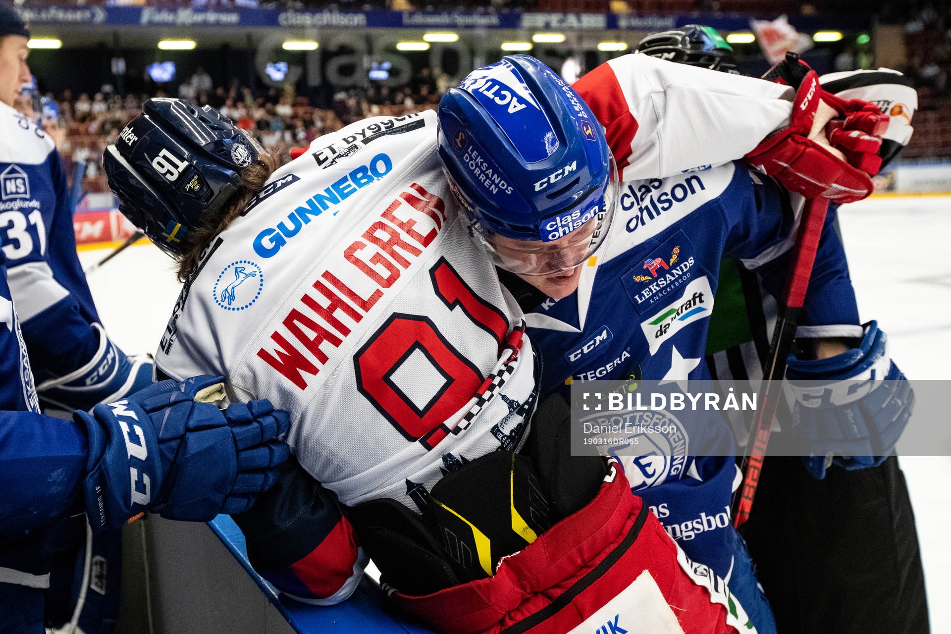 Leksands Lucas Nordsäter och Västerviks Mikael Hedlund