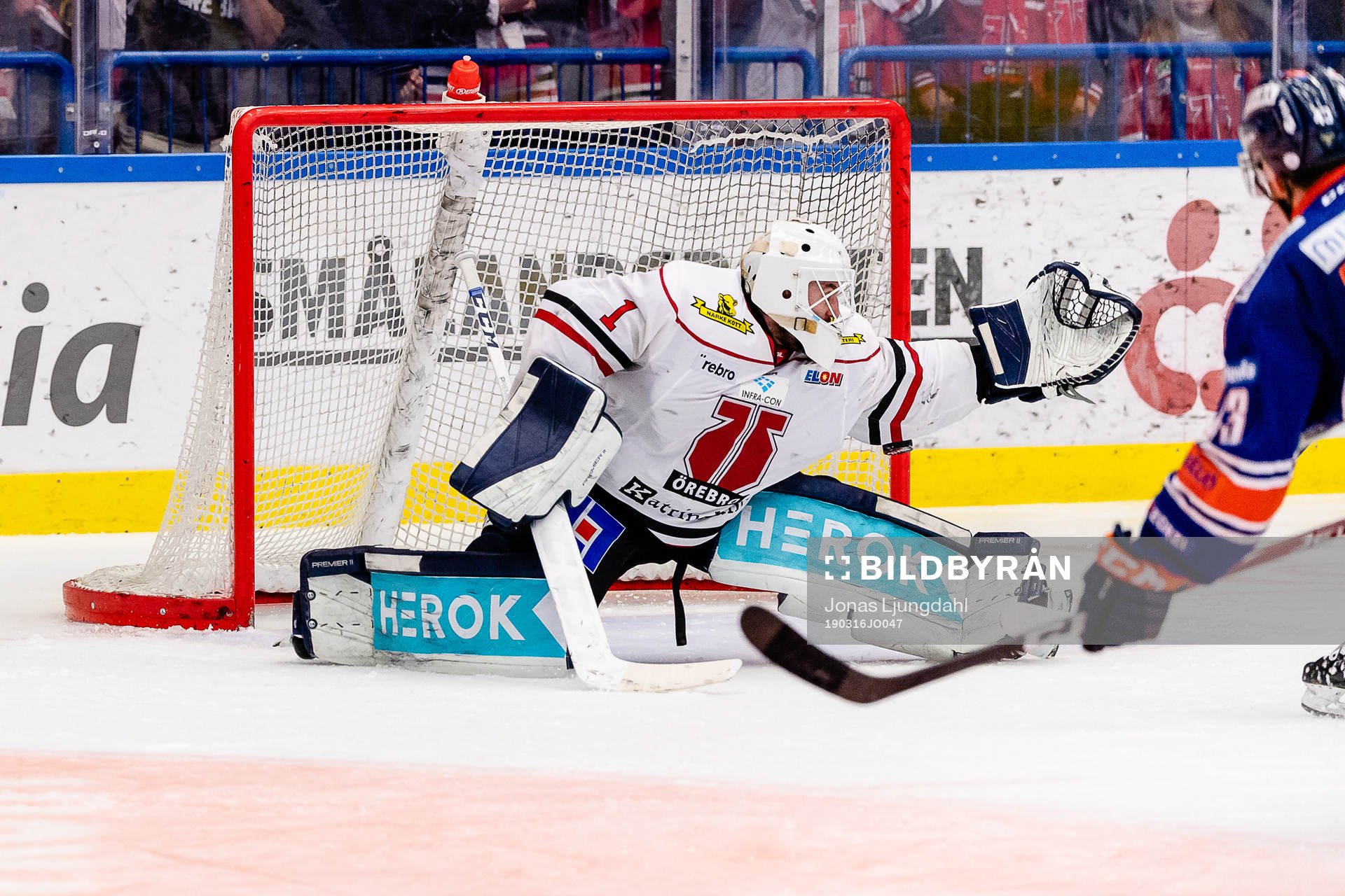 Växjös Nichlas Hardt (ej i bild) gör mål 3-2 bakom