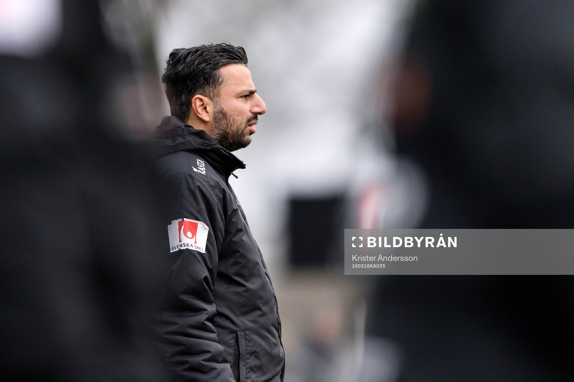 IFK Göteborgs tränare Poya Asbaghi