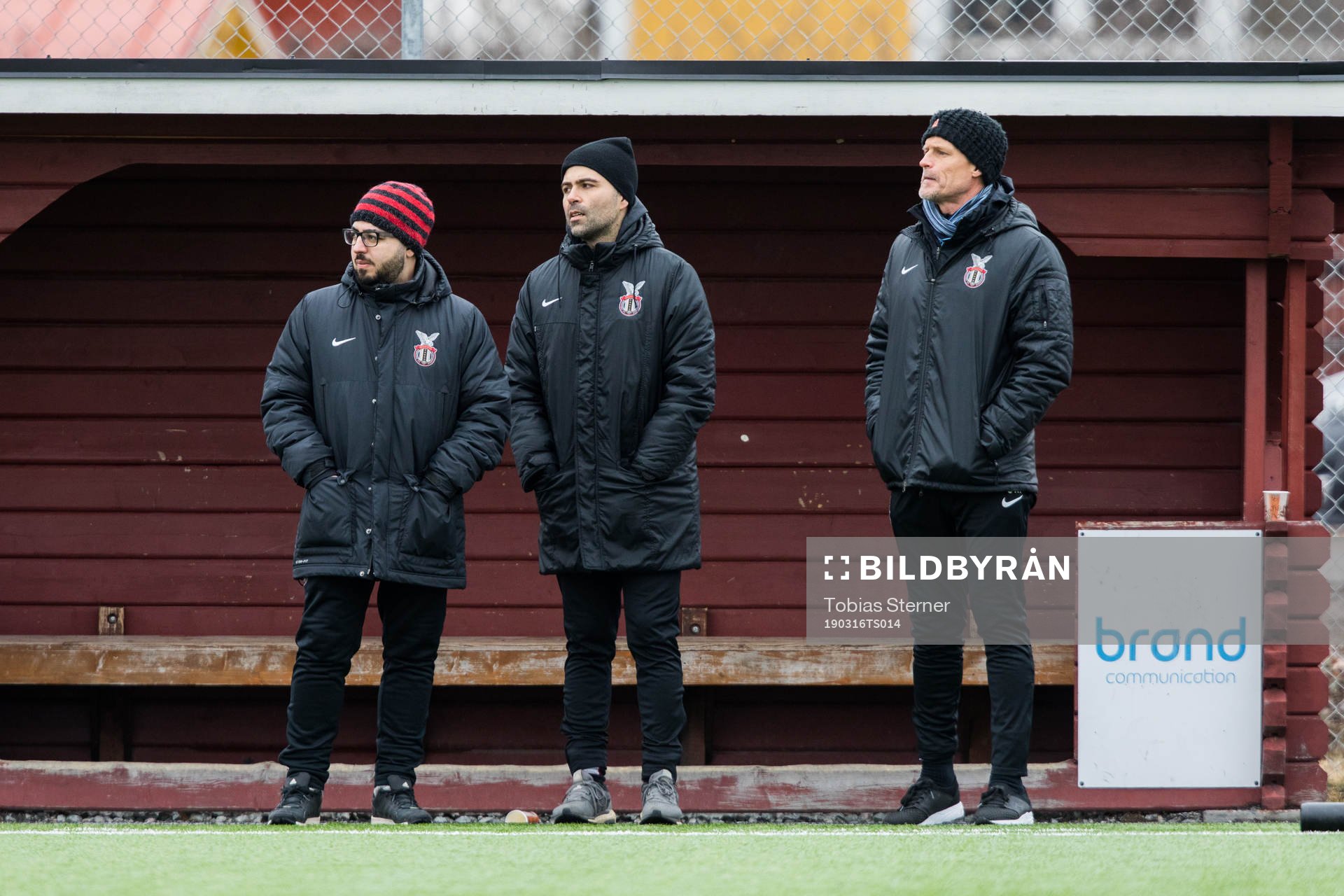 FC Stockholm Internatzionales assisterande tränare Pouria Farjami, Kia Mostaghimi och tränare Johan Mjällby under träningsmatchen i fotboll mellan Gamla Upsala och FC Stockholm Internazionale den 16 mars 2019 i Uppsala.