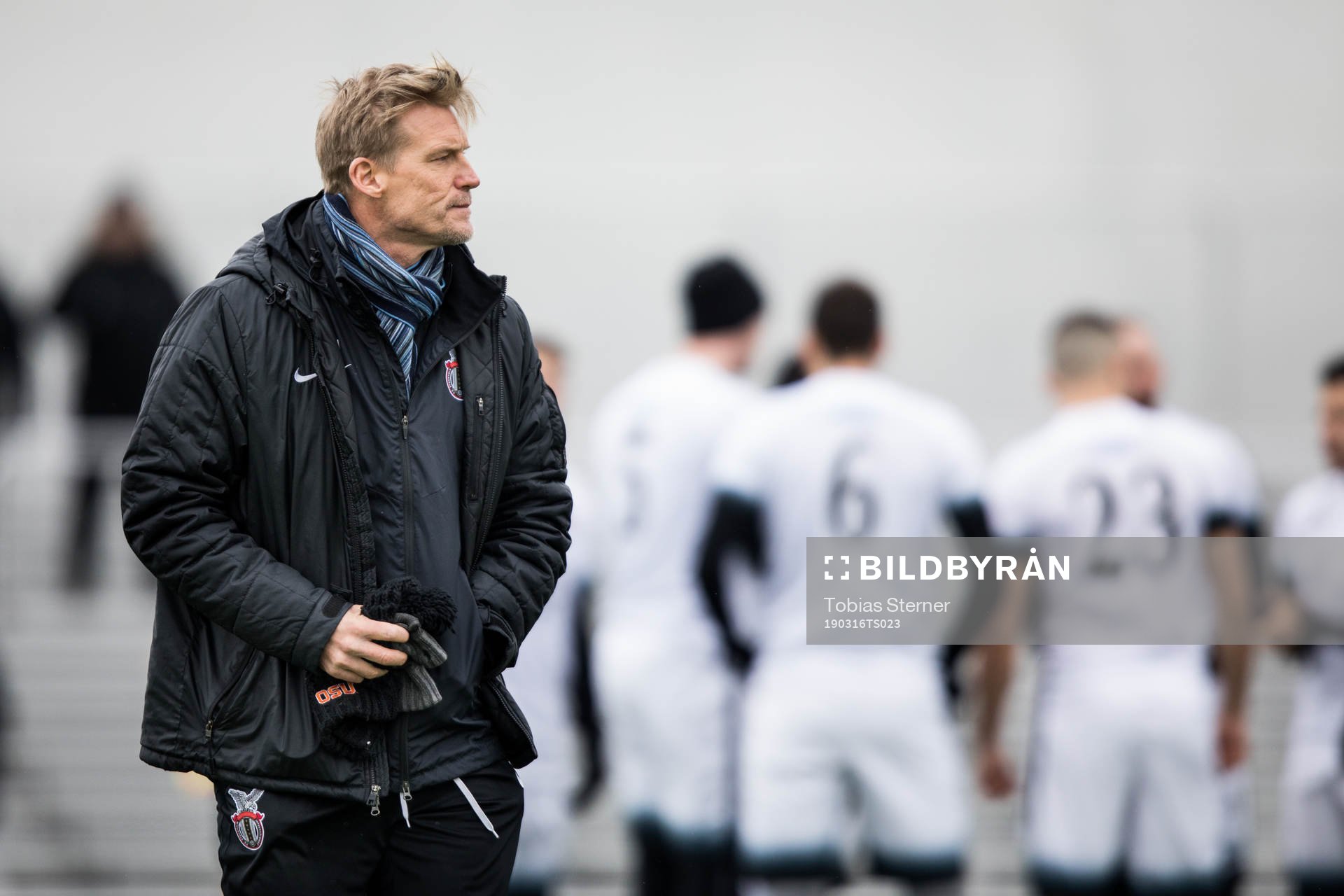 FC Stockholm Internatzionales tränare Johan Mjällby innan