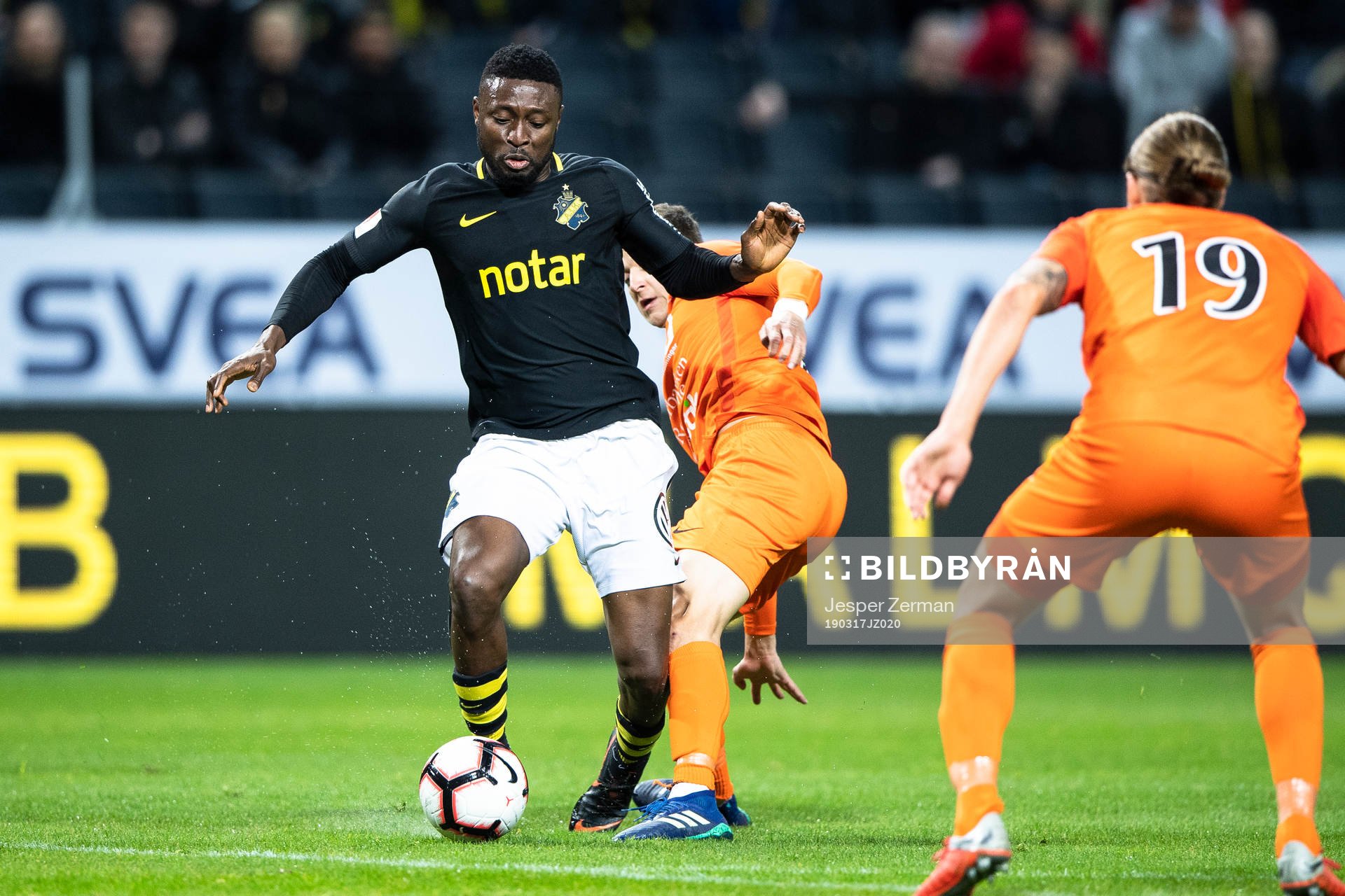 s Chinedu Ogbuke Obasioch AFC Eskilstunas Ivan Bobko