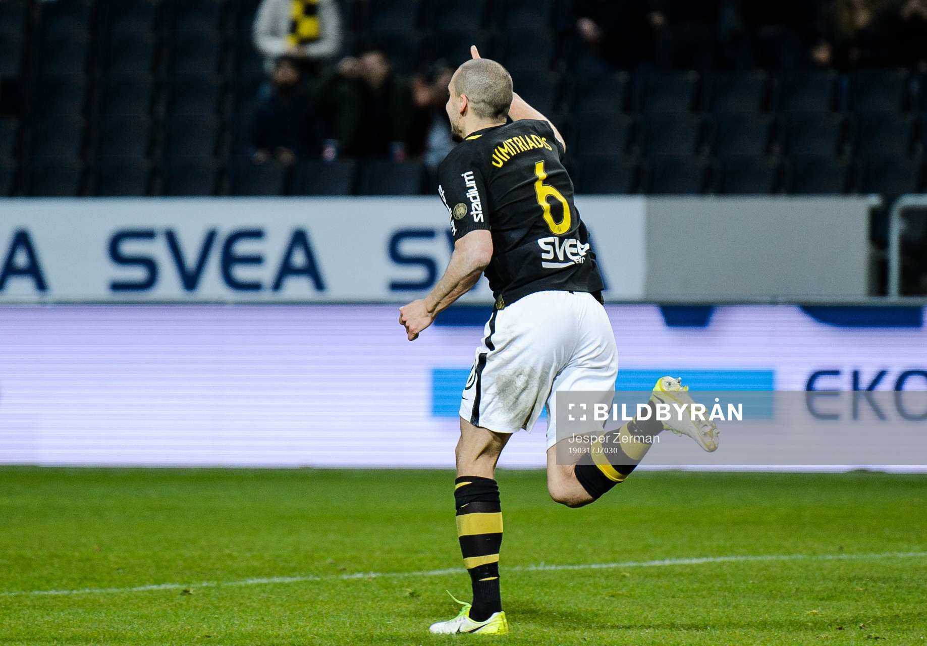 s Panajotis Dimitriadis jublar