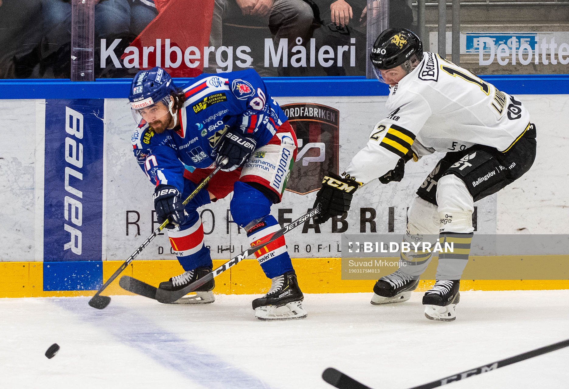 s Max Lindholm