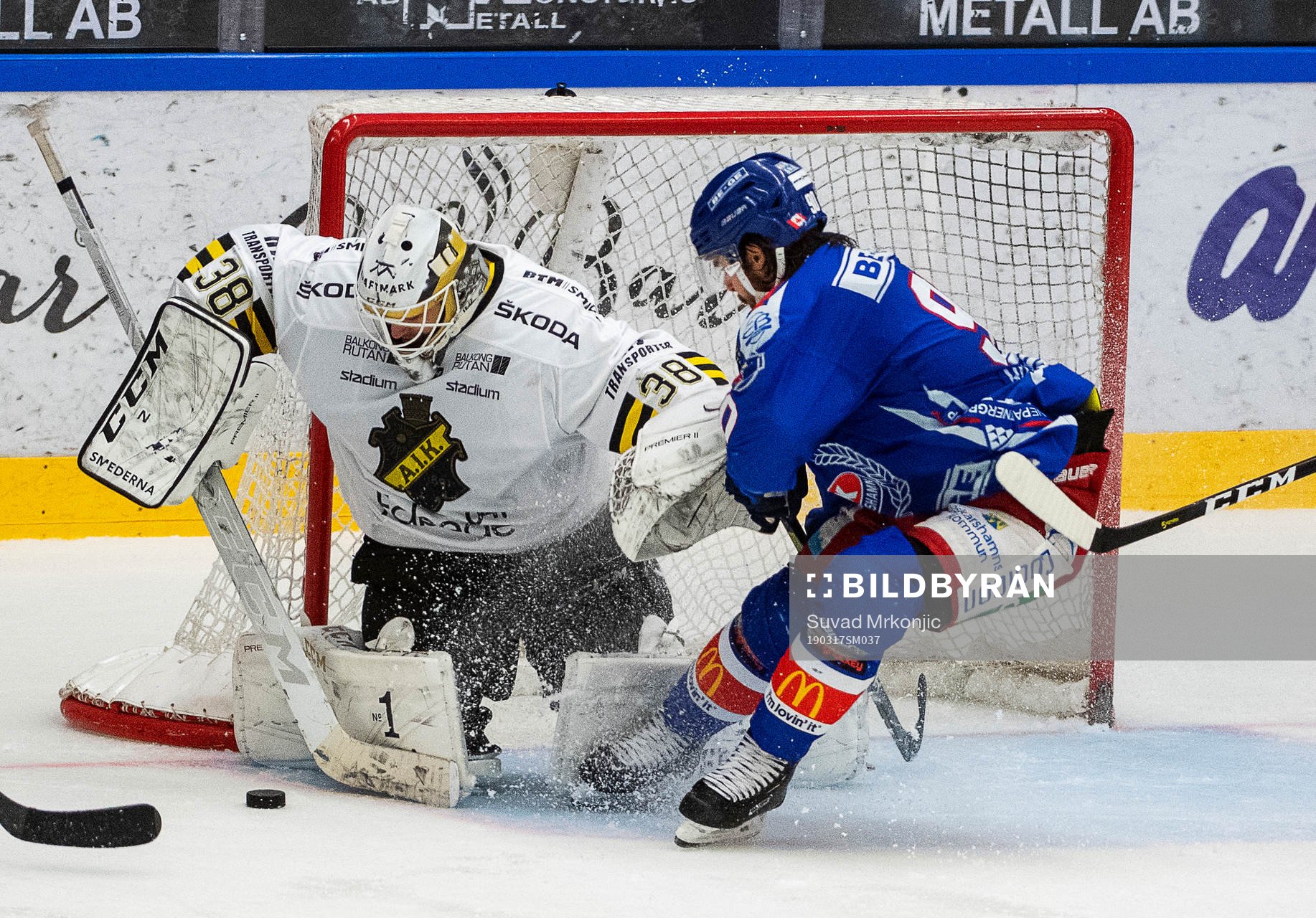 s målvakt Johannes Jönsson