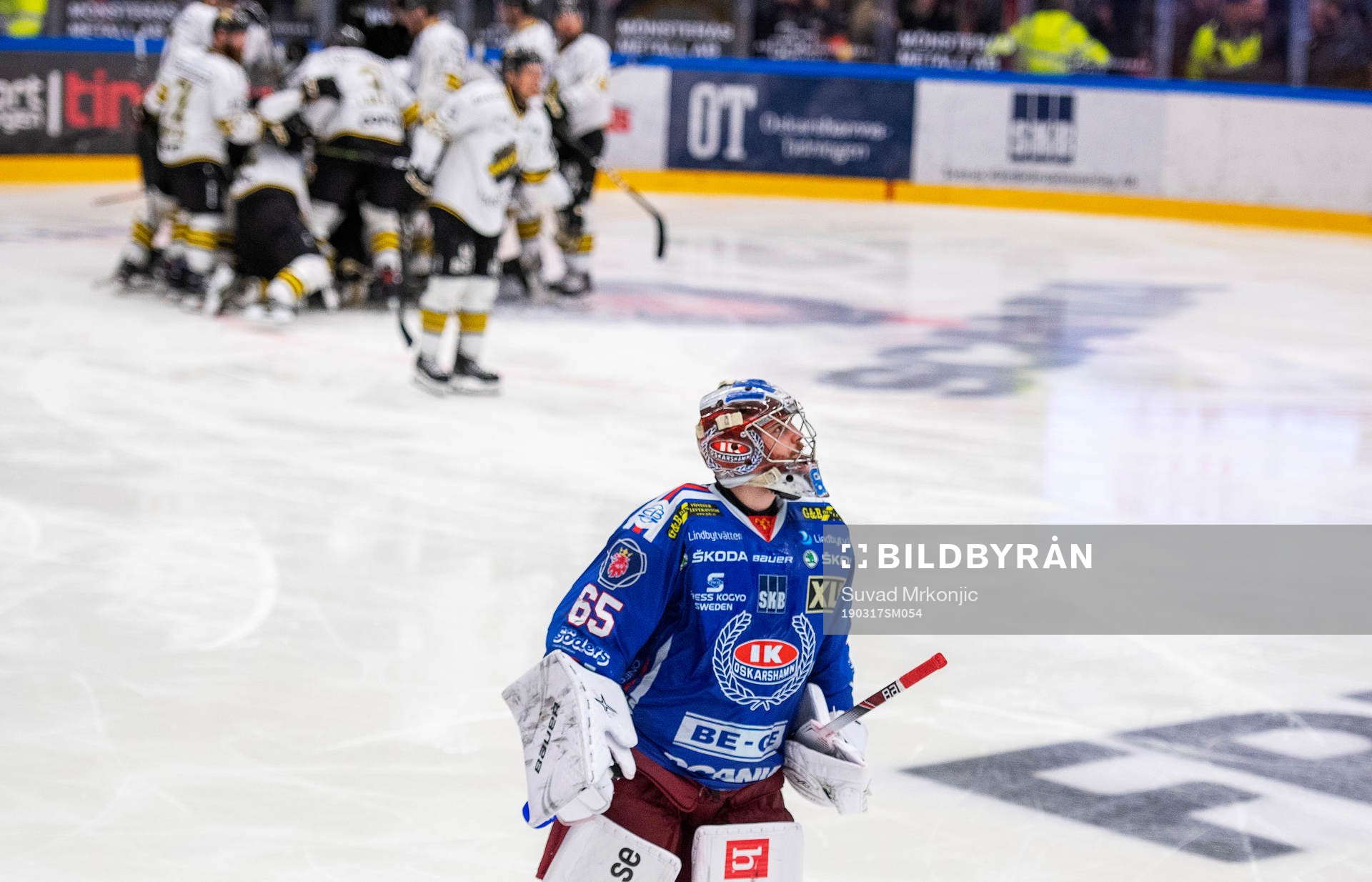 Oskarshamns målvakt Christoffer Rifalk deppar
