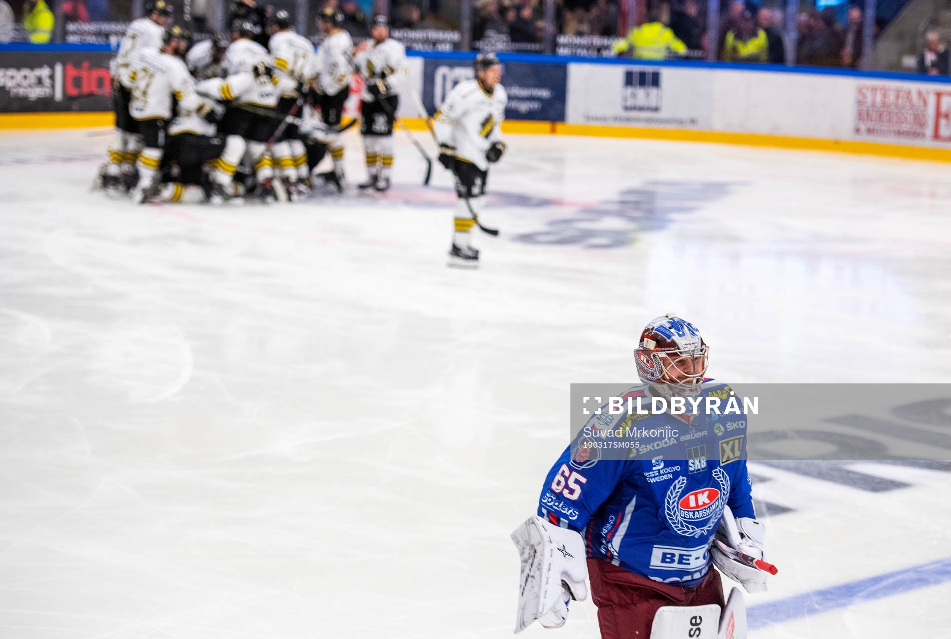 Oskarshamns målvakt Christoffer Rifalk deppar