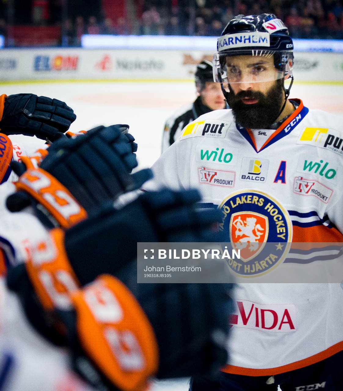Växjös Daniel Rahimi jublar vid 1-1 målet