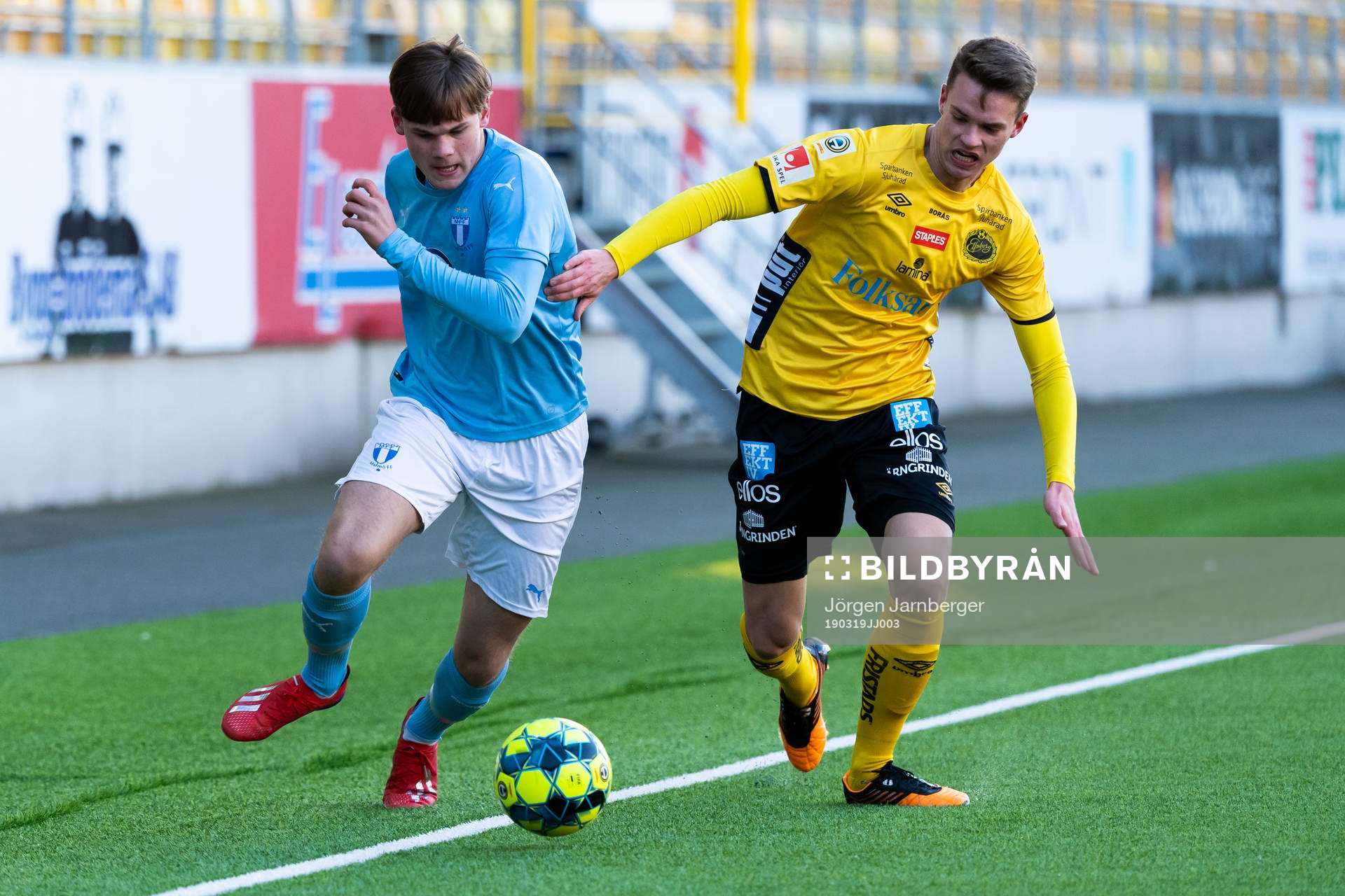 Malmö FF´s Oscar Uddenäs och Elfsborgs Johannes Vedin