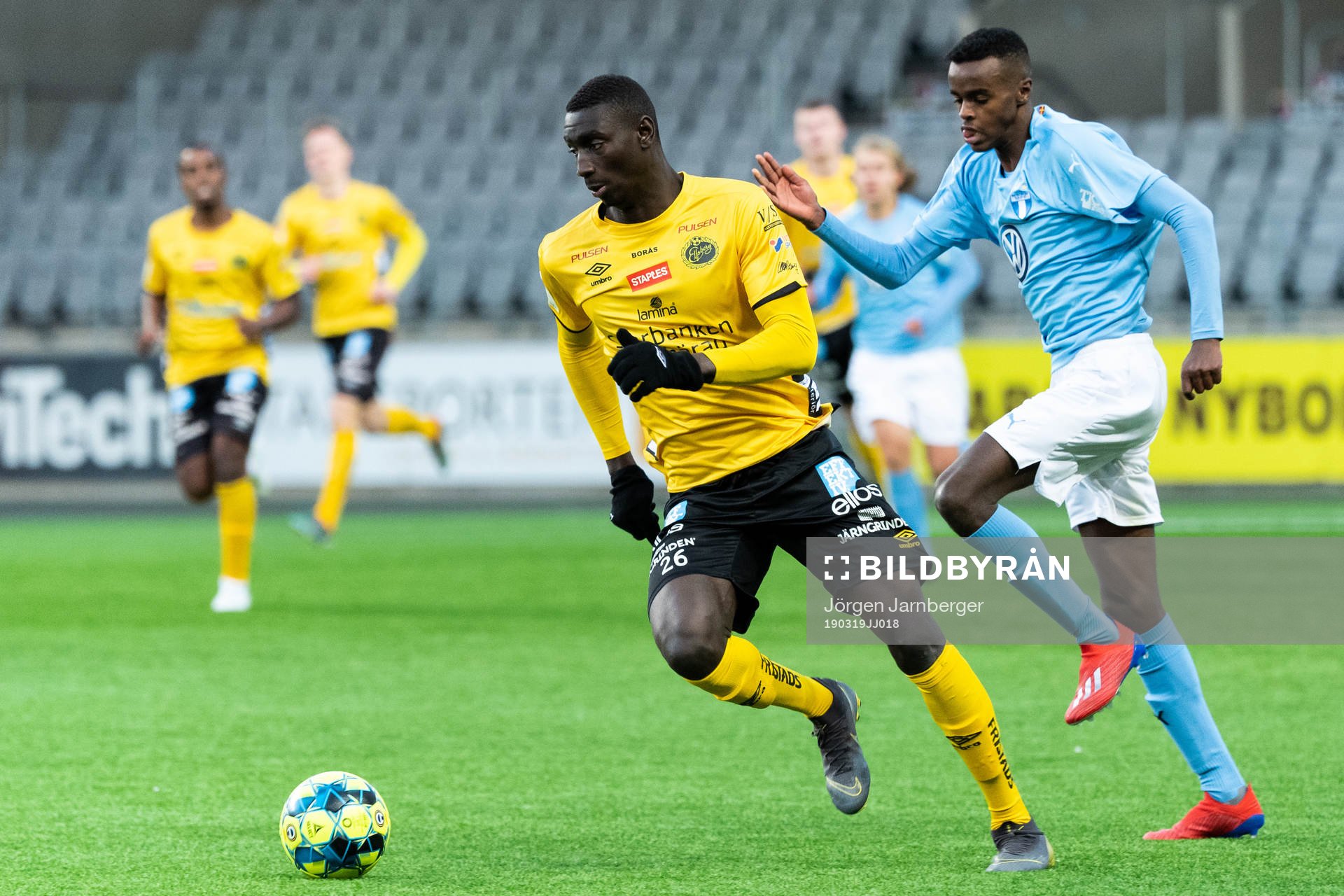 Elfsborgs Marokhy Ndione och Malmö FF´s Mubaarak Nuh