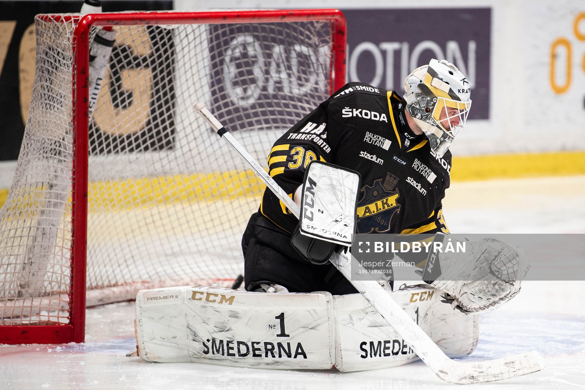 s målvakt Johannes Jönsson släpper in 1-0