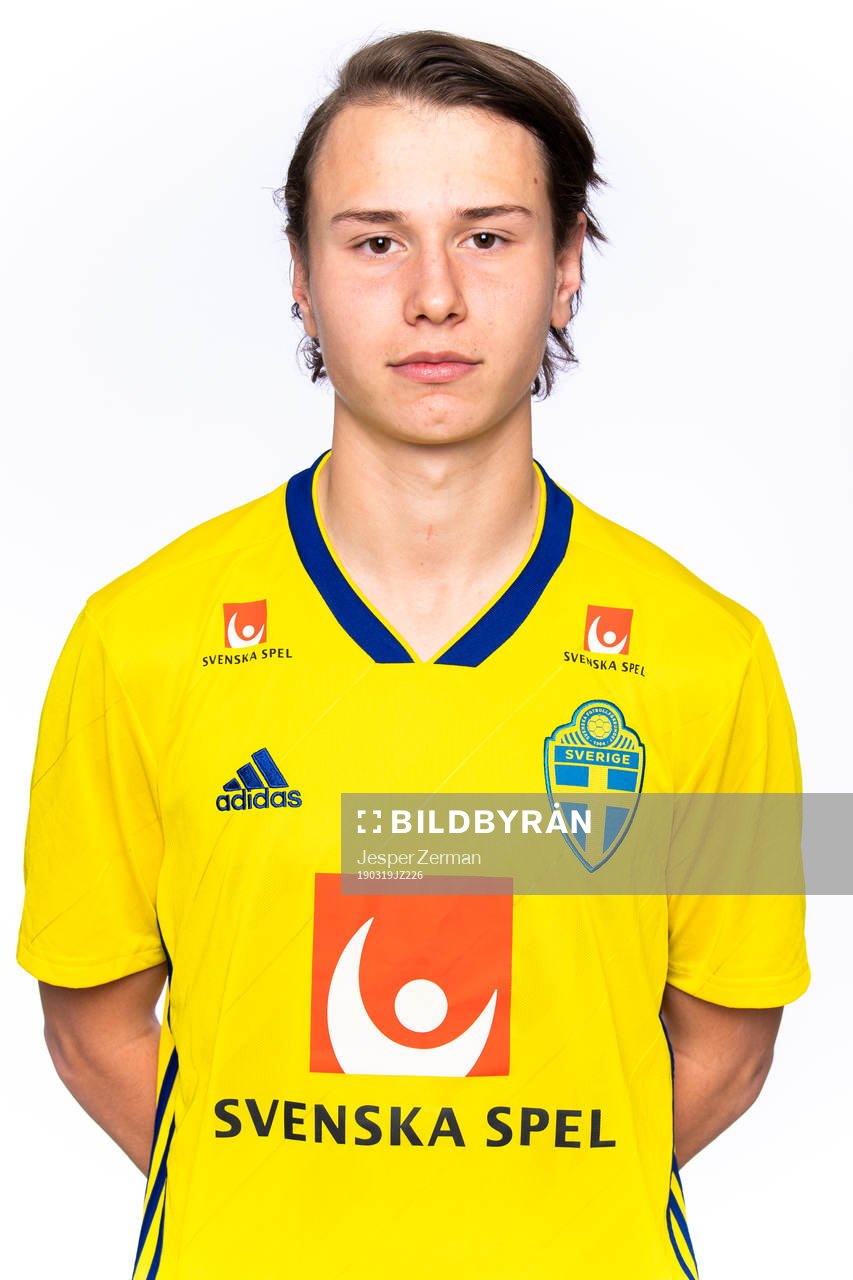 Alex Timossi Andersson i P18-landslaget