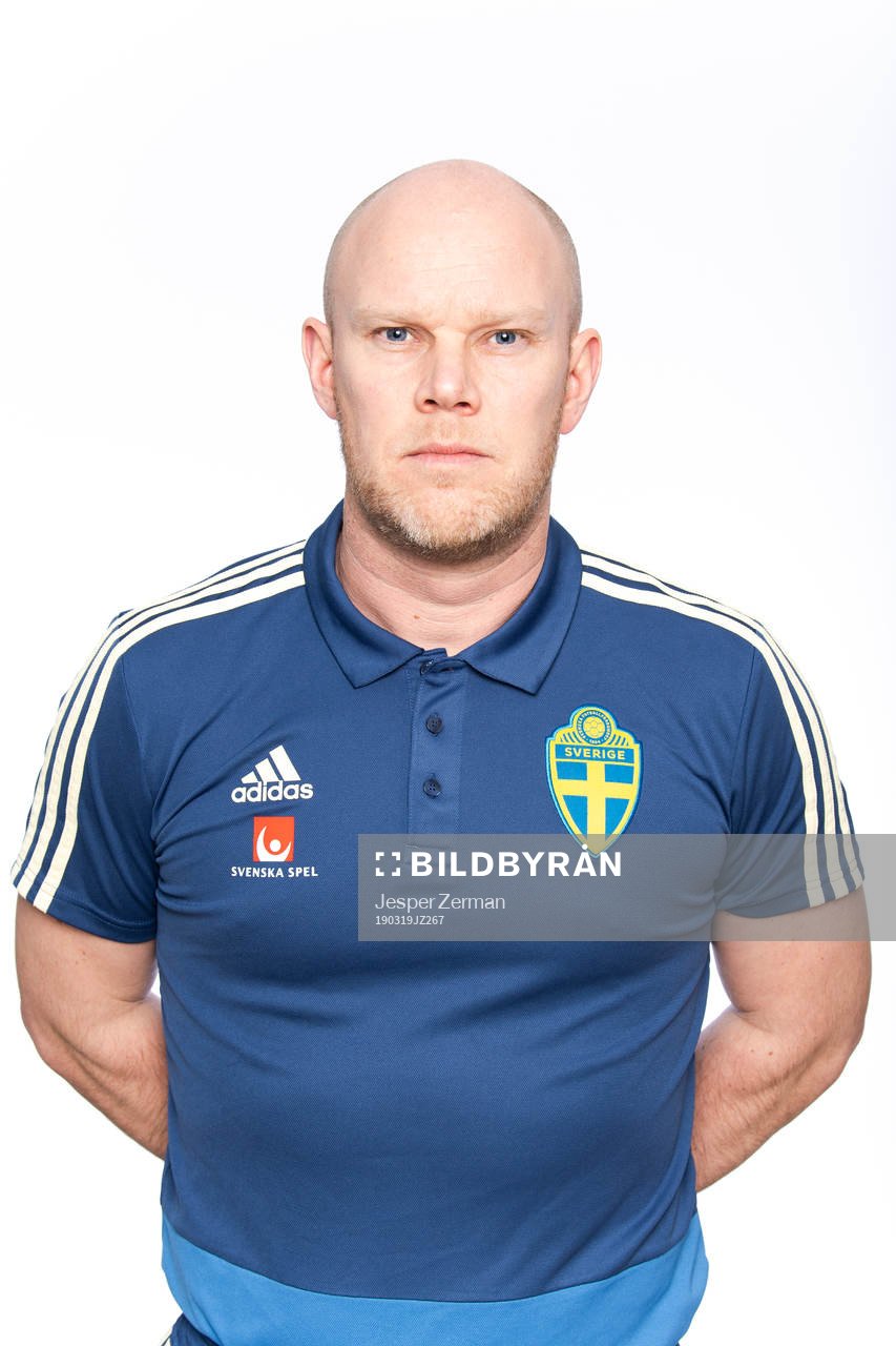 Tränare Kenneth Öberg i P18-landslaget
