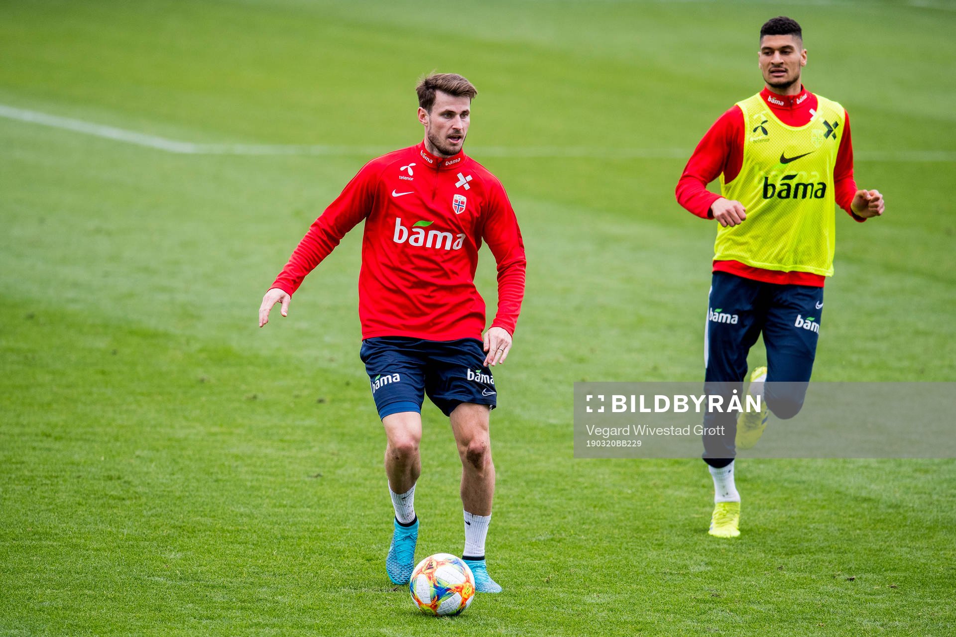 Håvard Nordtveit and Bjørn Maars Johnsen of Norway