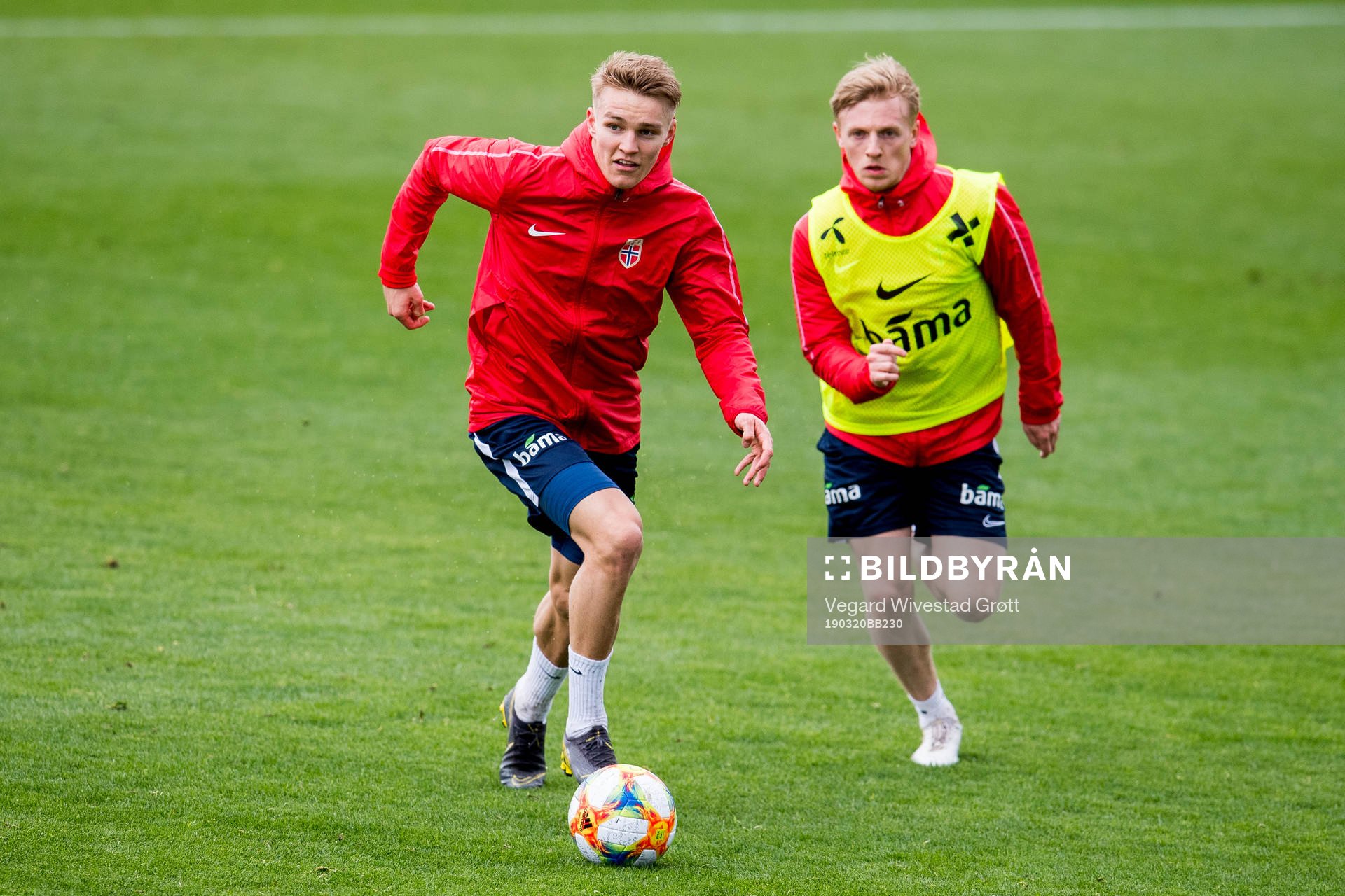 Martin Ødegaard and Mats Møller Dæhli of Norway