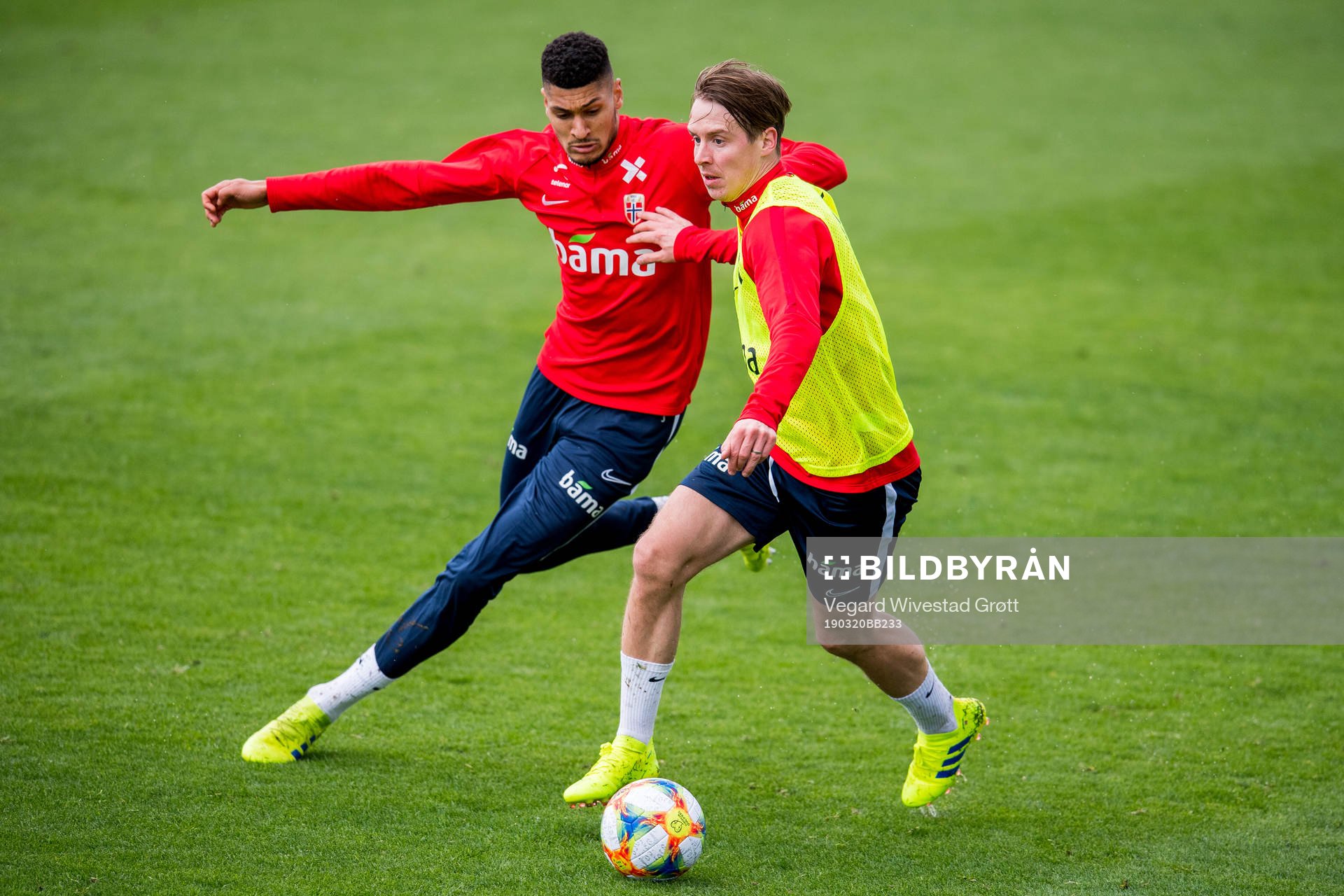 Bjørn Maars Johnsen and Stefan Johansen of Norway