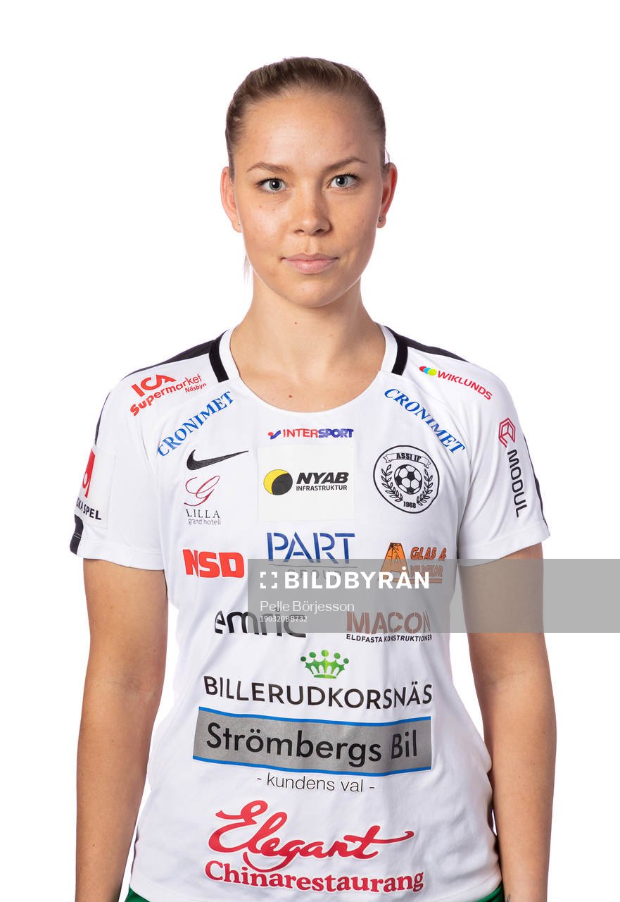 Assis Frida Jacobsson poserar för ett porträtt den 20 mars 2019 i Risögrund.