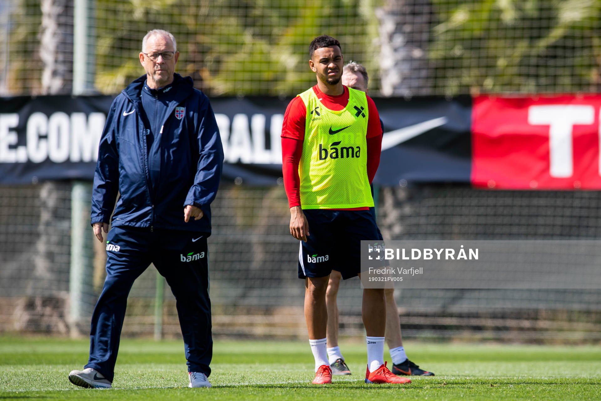 Lars Lagerbäck, head coach of Norway, and Joshua King of