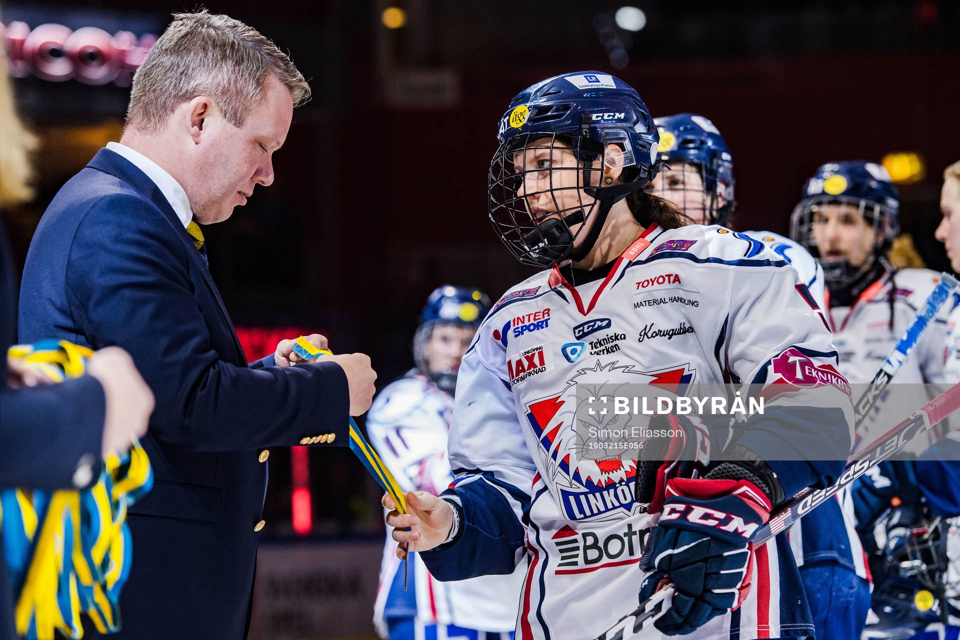 Linköpings Sidney Morin tilldelas sin silvermedalj