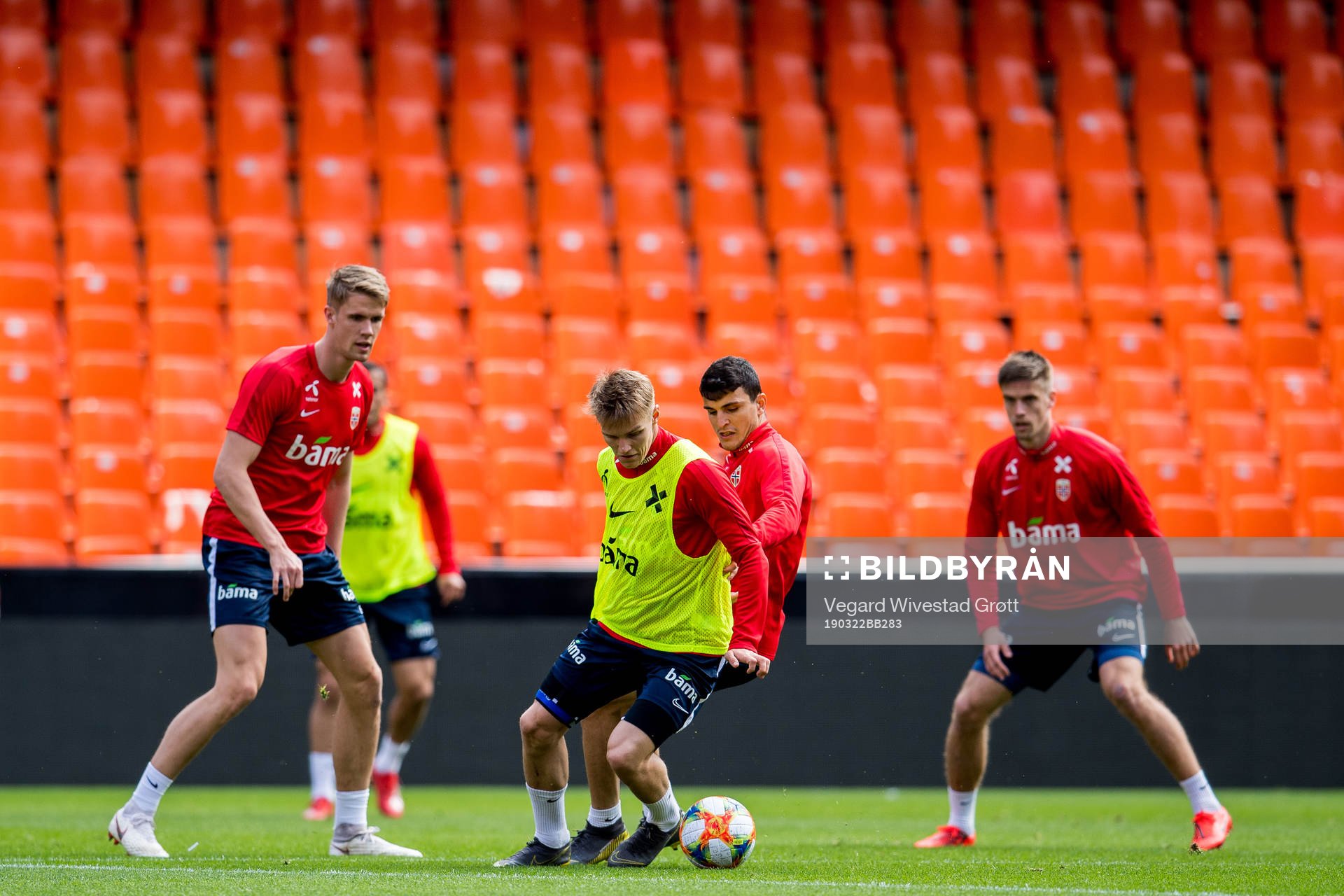 Martin Ødegaard and Mohamed Elyounoussi of Norway