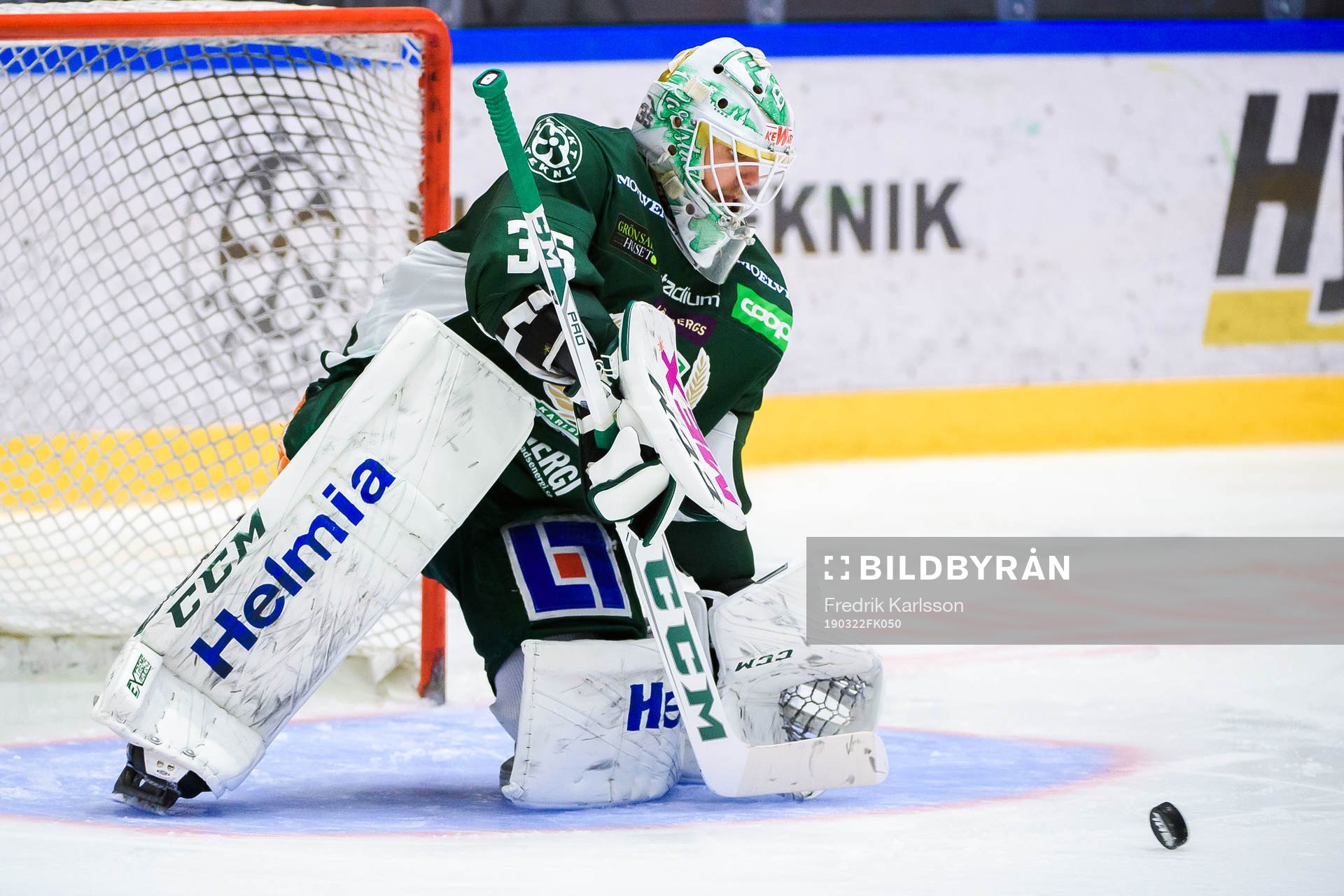 Färjestads målvakt Adam Werner