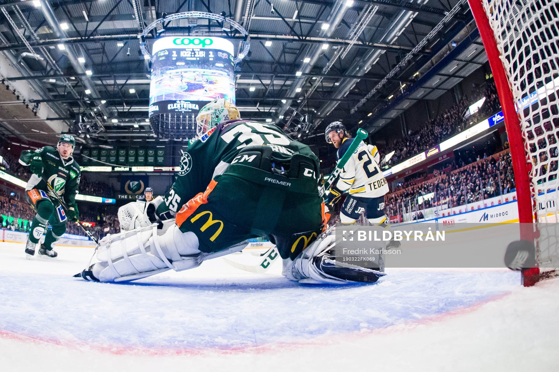 s Robin Figren (ej i bild) gör 1-2 i förlängningen