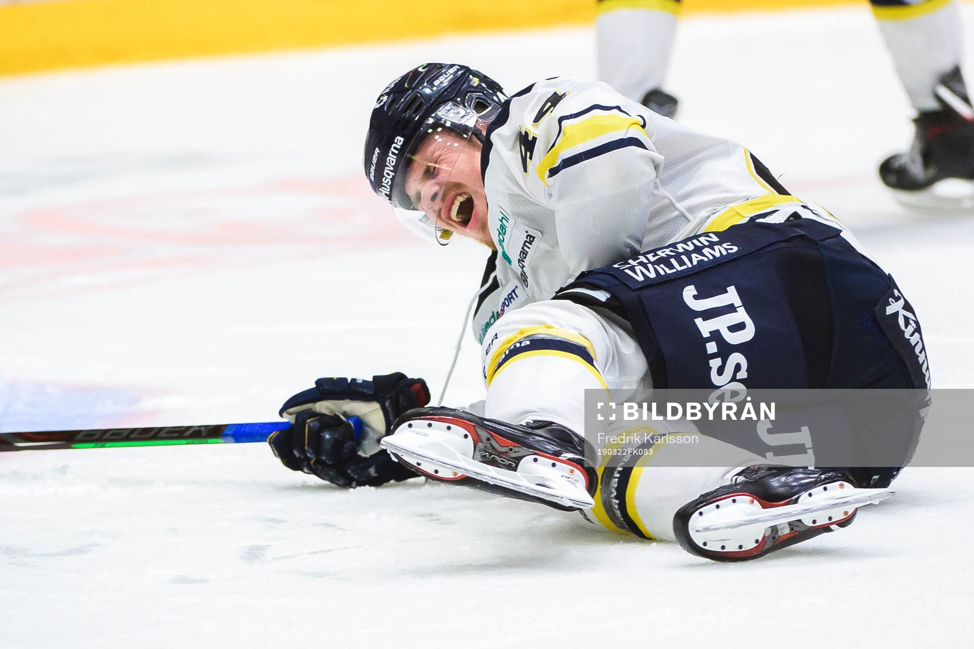s Mikko Lehtonen har ont