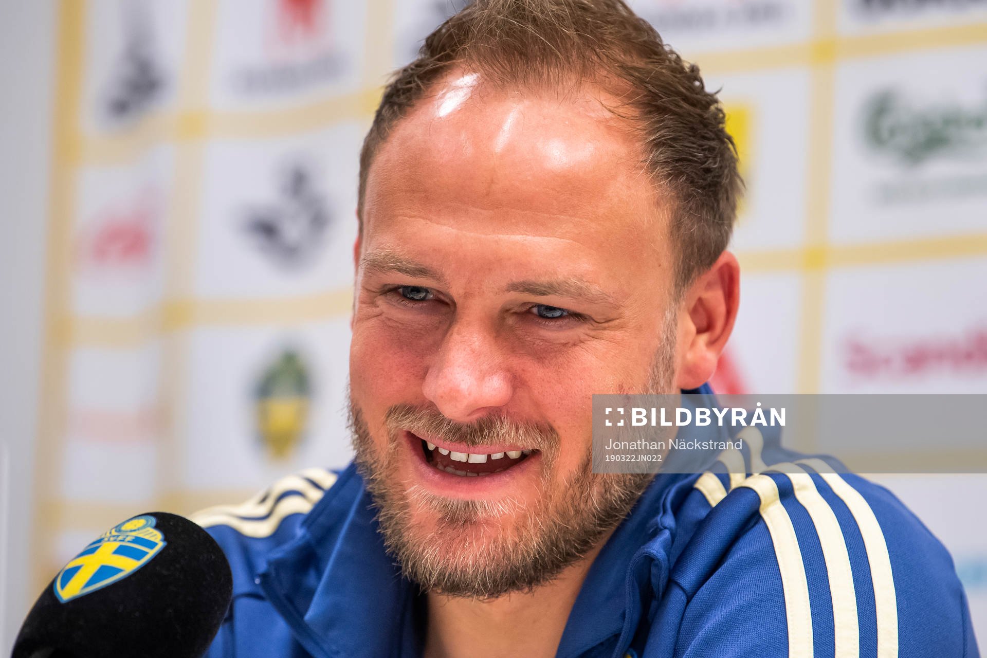 Sweden's team captain Andreas Granqvist