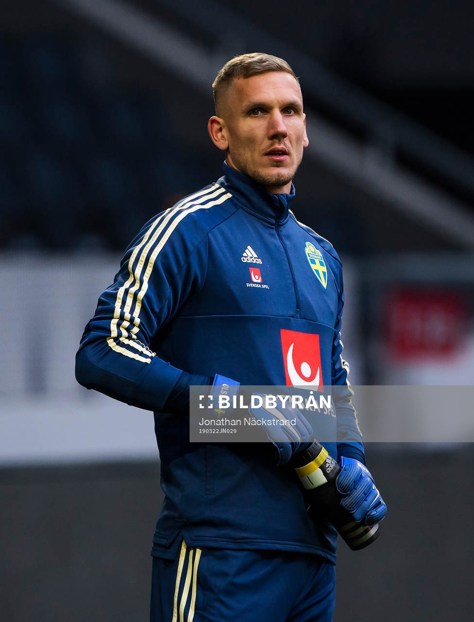 Sweden's goalkeeper Robin Olsen