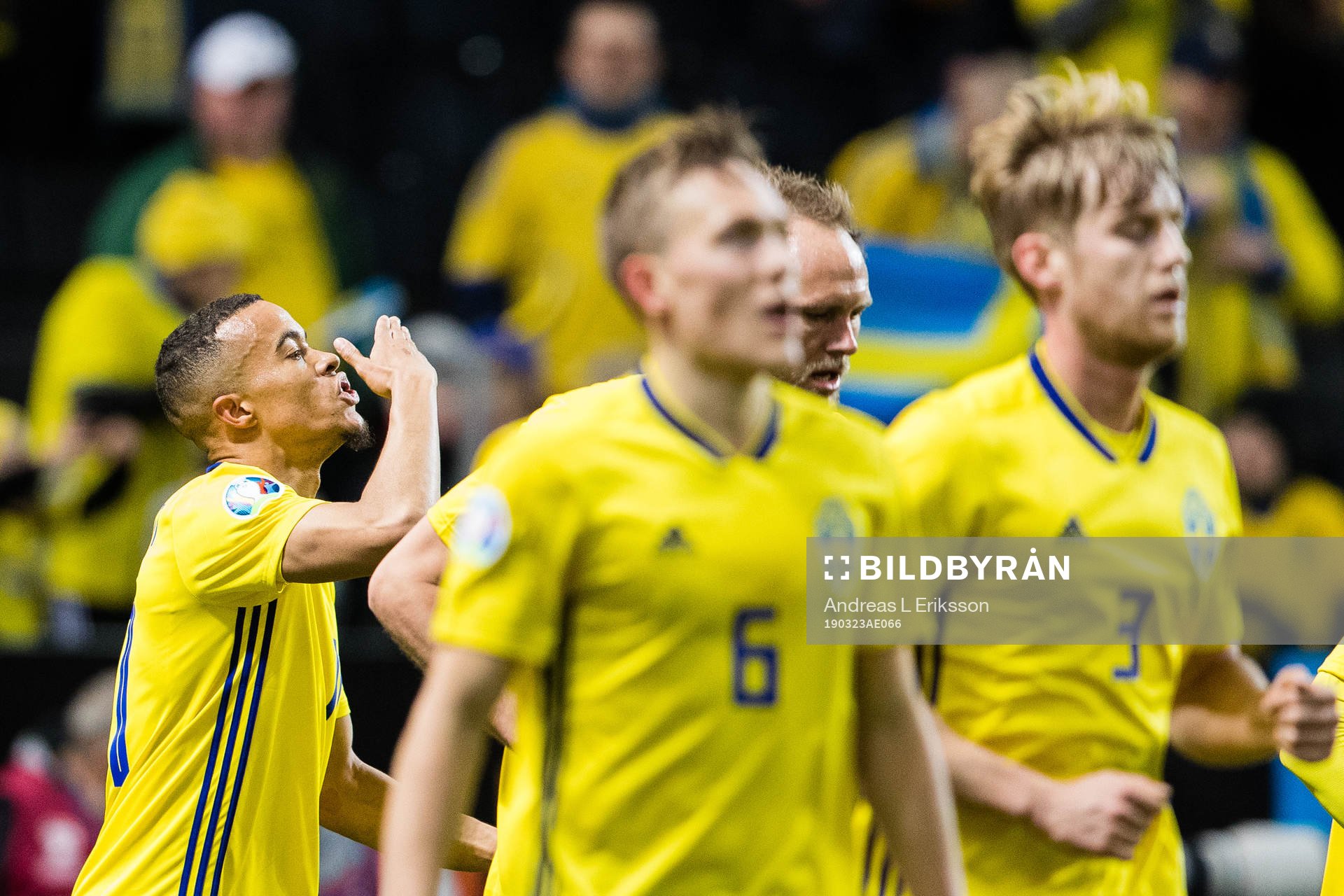 Robin Quaison of Sweden celebrates
