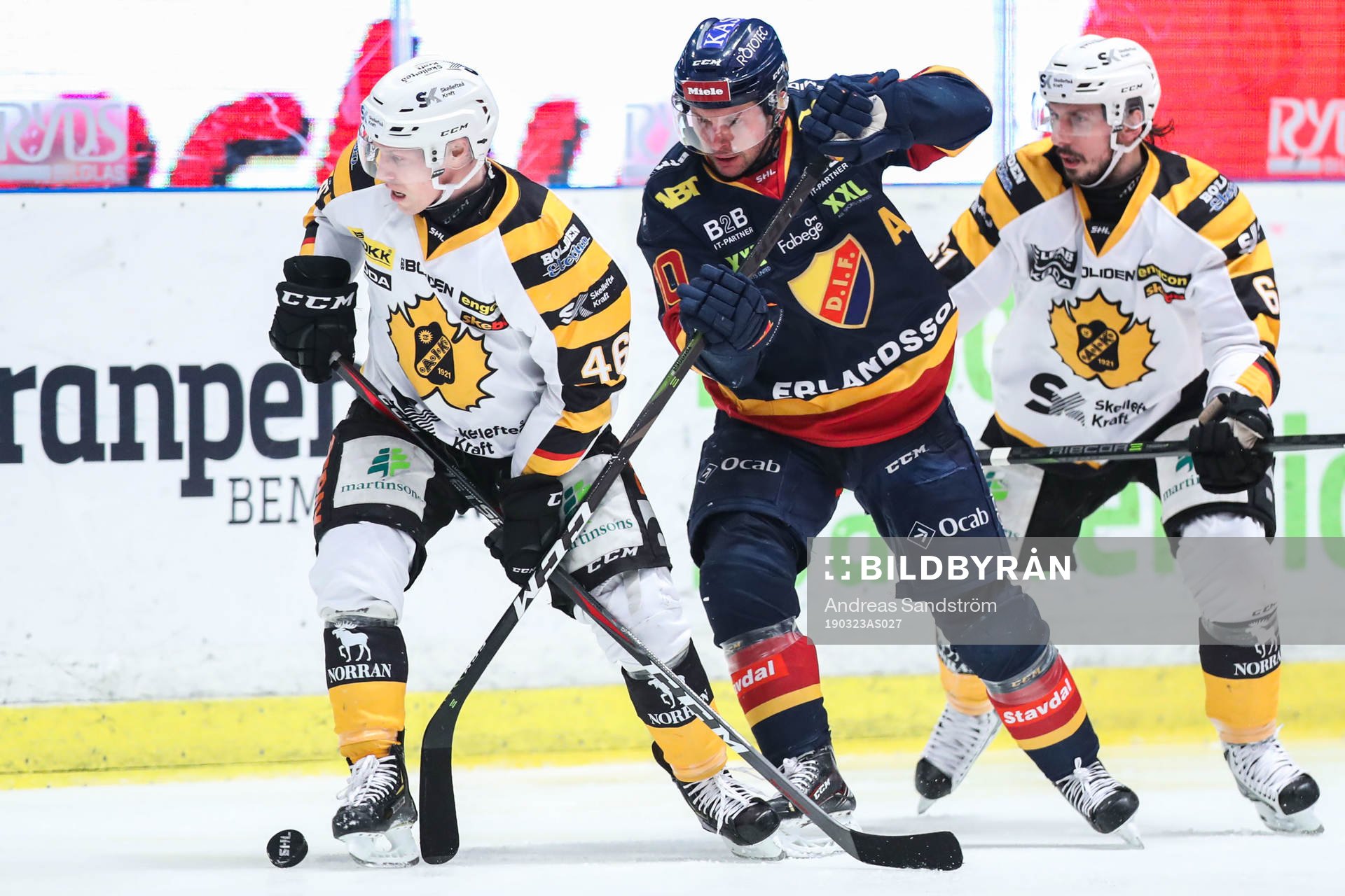 Skellefteås Mathis Olimb och Djurgårdens Niclas Bergfors