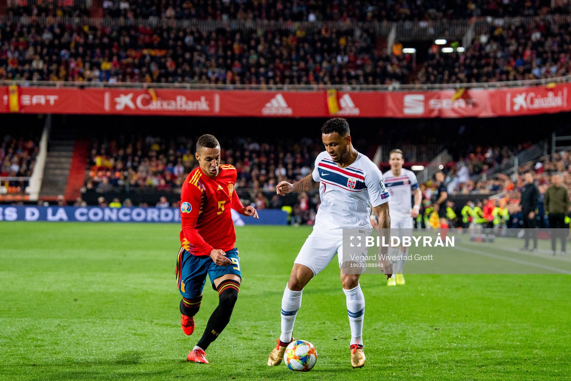 Rodrigo Moreno Machado of Spain and Joshua King of Norway during the UEFA Euro Qualifier football match between Spain and Norway on March 23, 2019 in Valencia.