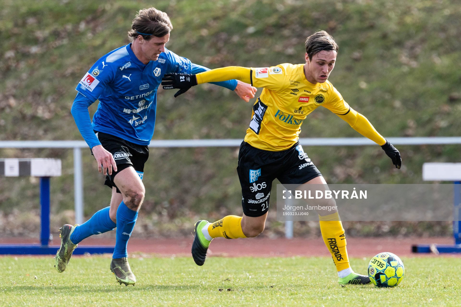 Elfsborgs Jonathan Levi och Halmstads Alexander Berntsson