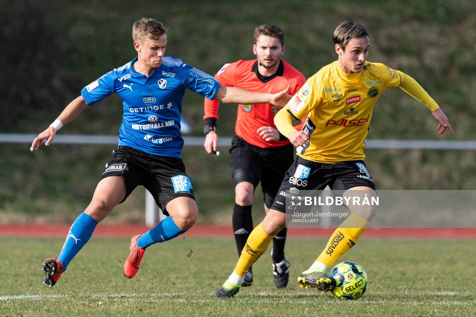 Elfsborgs Jonathan Levi och Halmstads Oscar Petersson