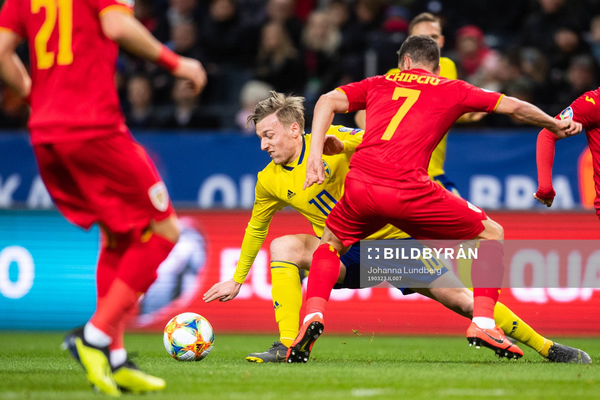 Emil Forsberg of Sweden and Alexandru Chipciu of Romania