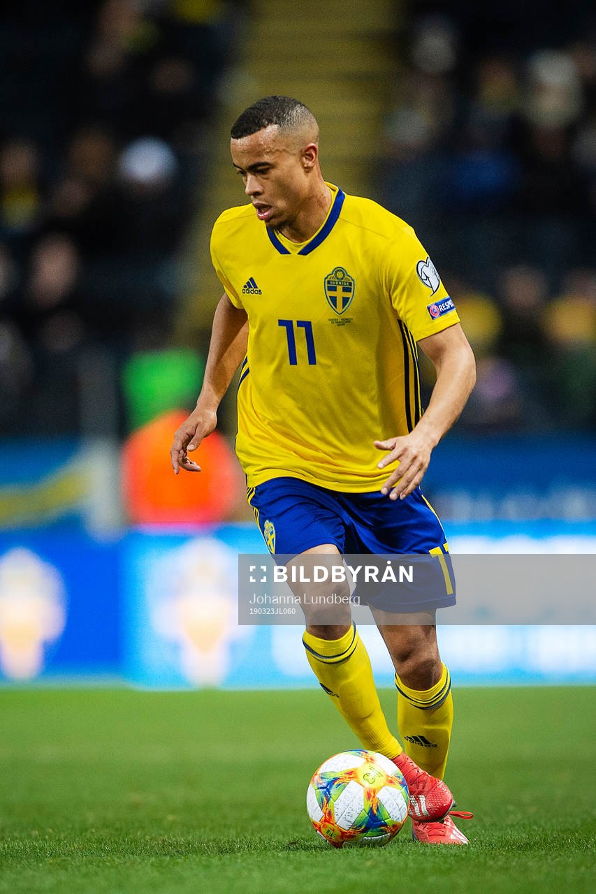 Robin Quaison of Sweden