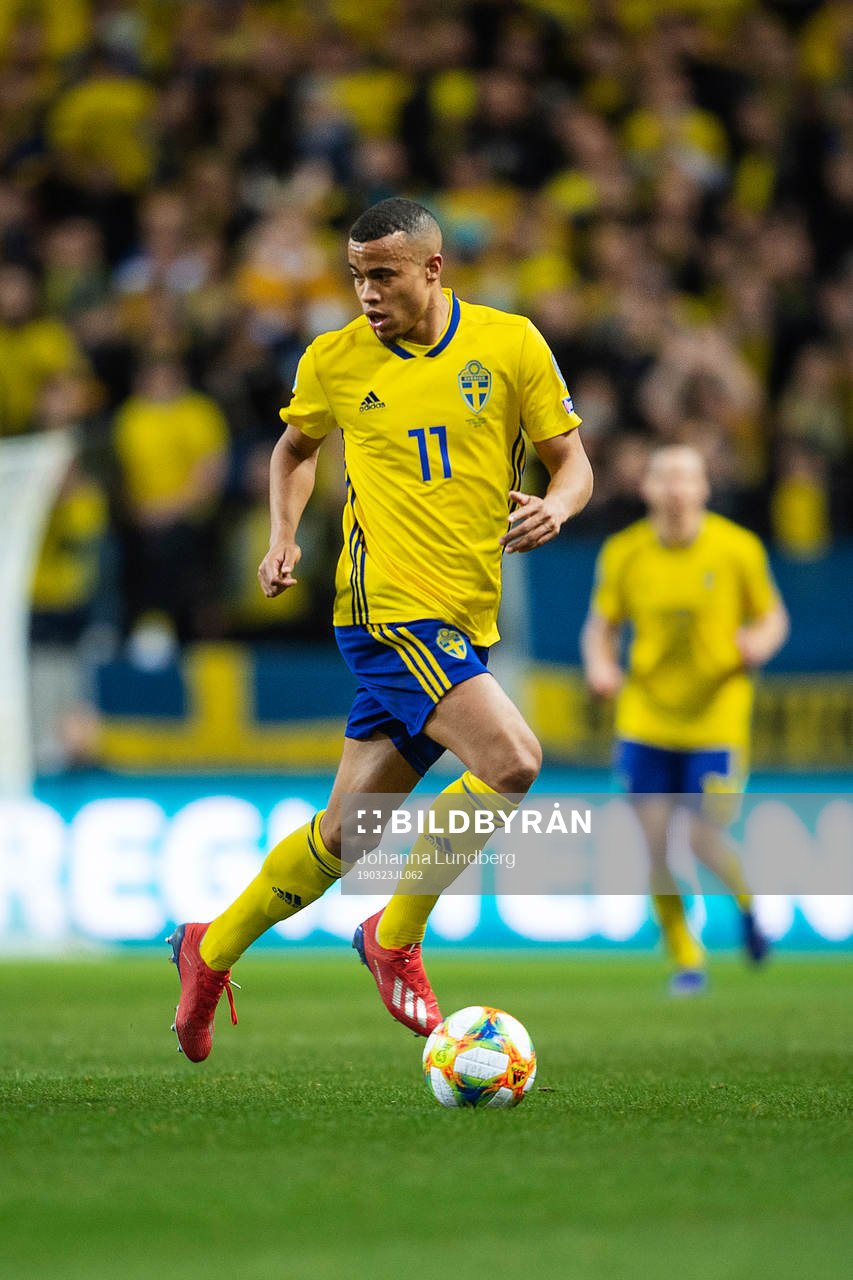 Robin Quaison of Sweden