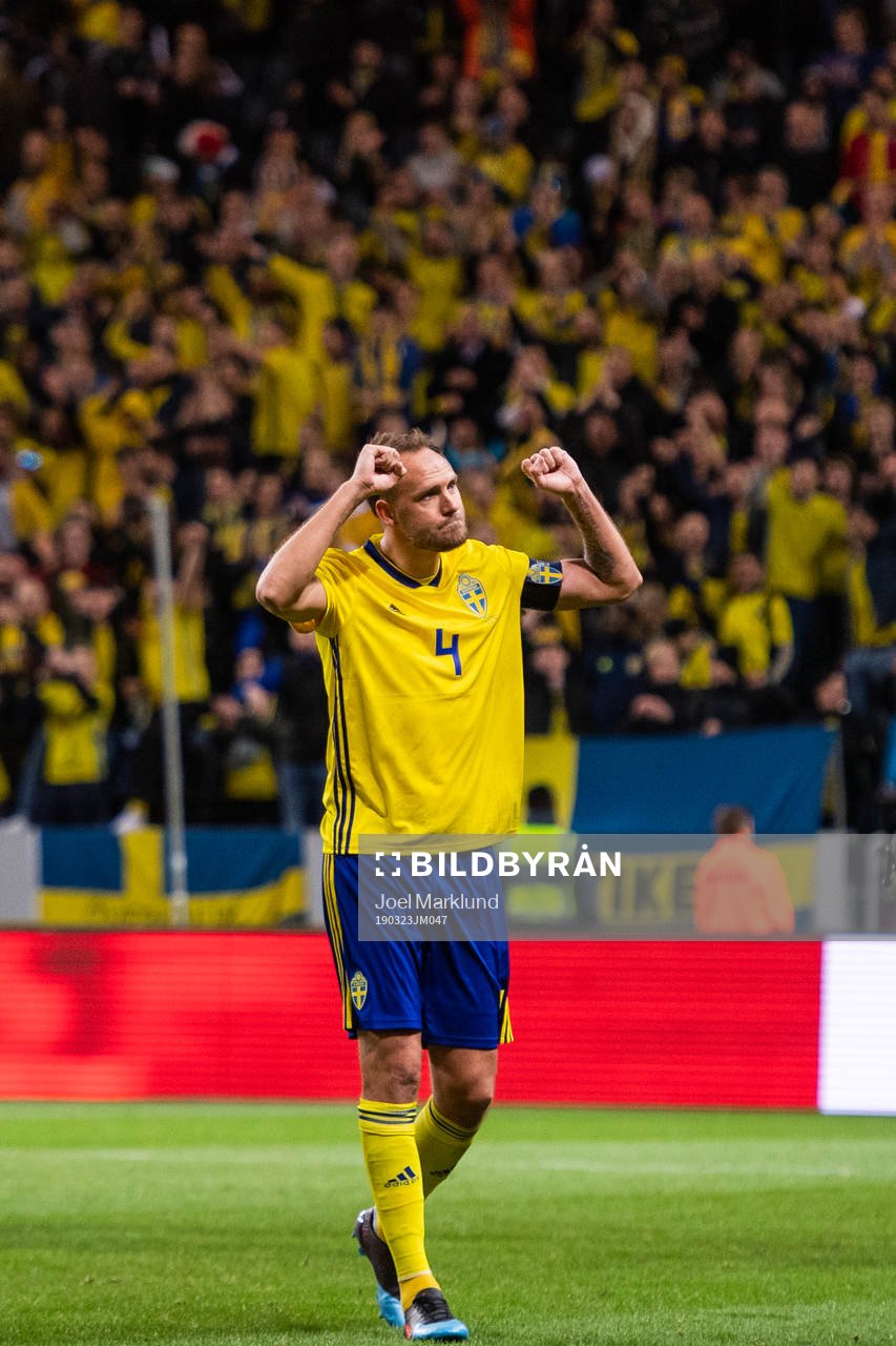 Andreas Granqvist of Sweden celebrates