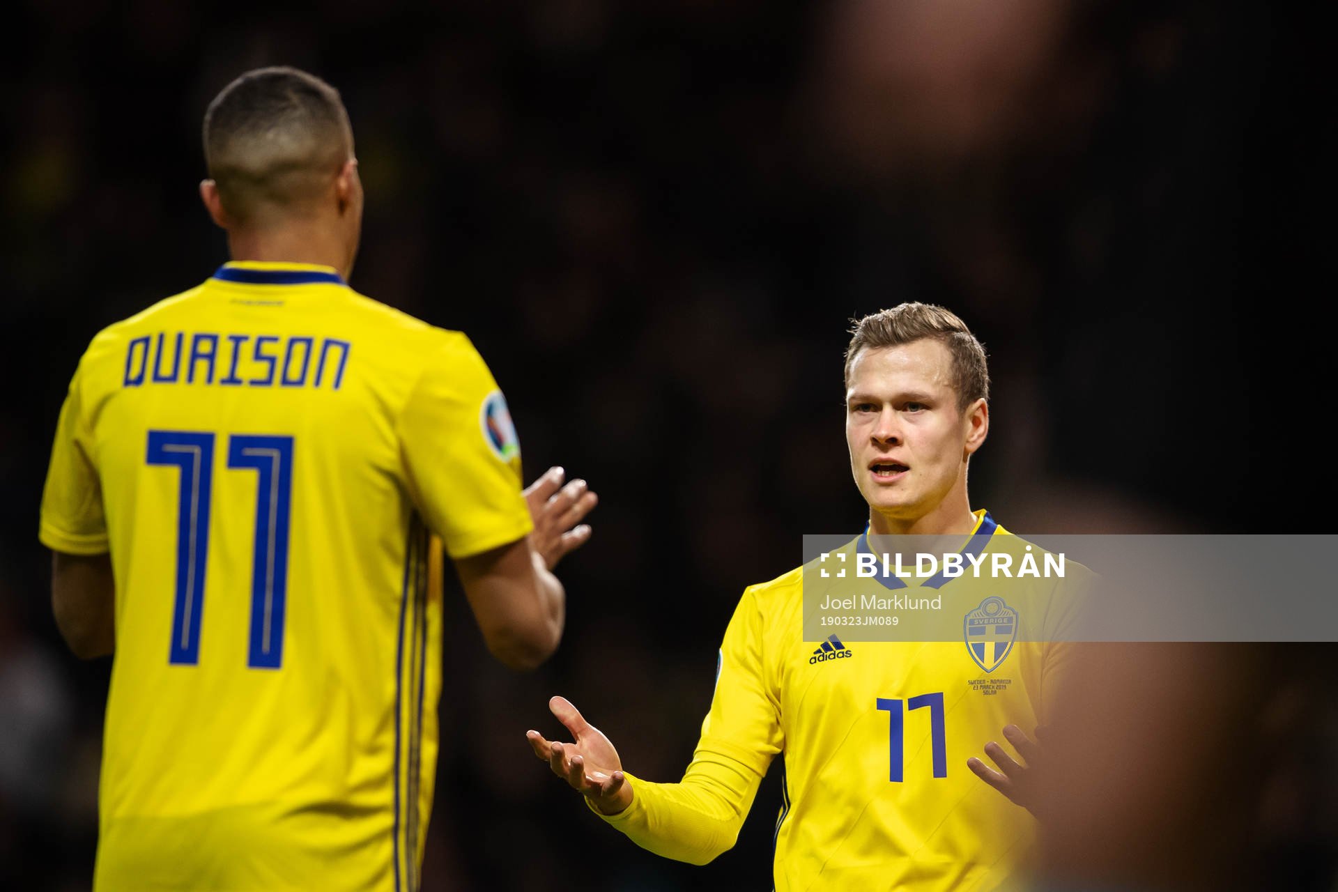 Robin Quaison and Viktor Claesson of Sweden celebrate