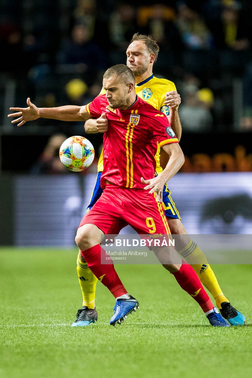 George Puscas of Romania and Andreas Granqvist of Sweden