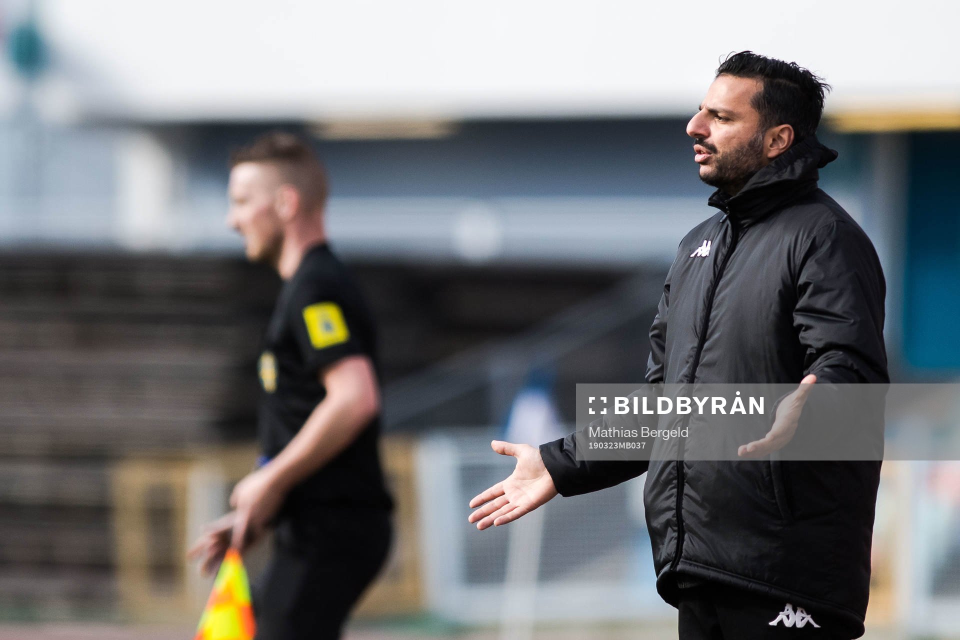 IFK Göteborgs tränare Poya Asbaghi