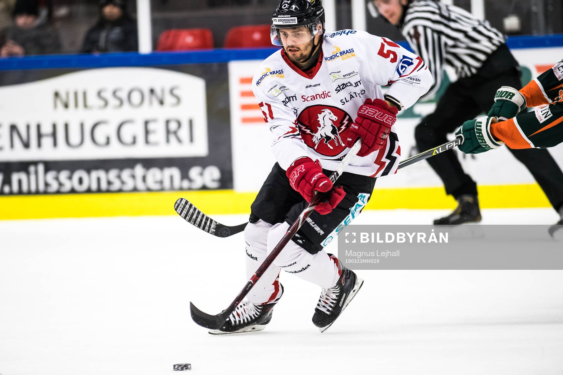 Vita Hästens August Gunnarsson