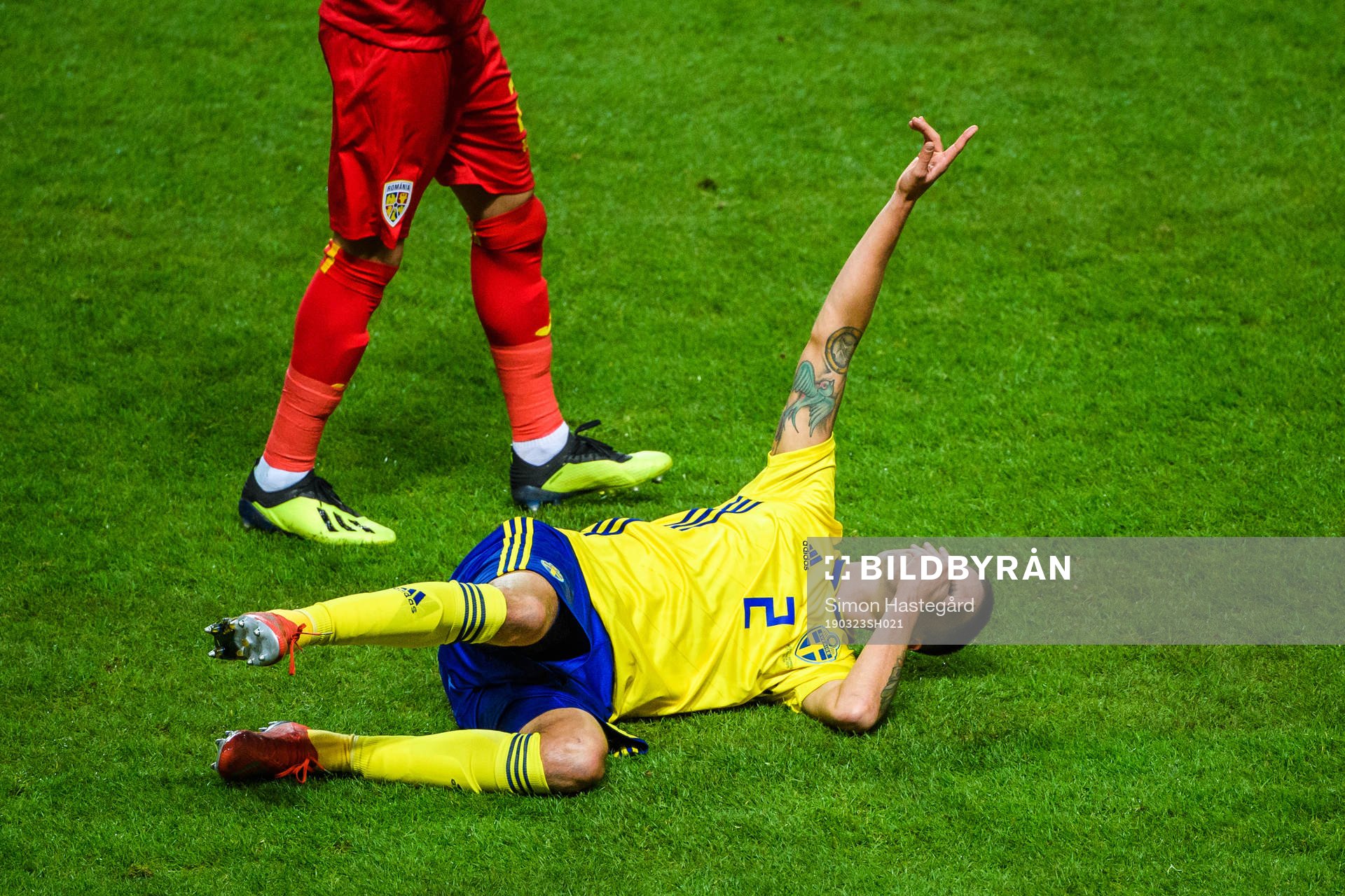 Mikael Lustig of Sweden in pain