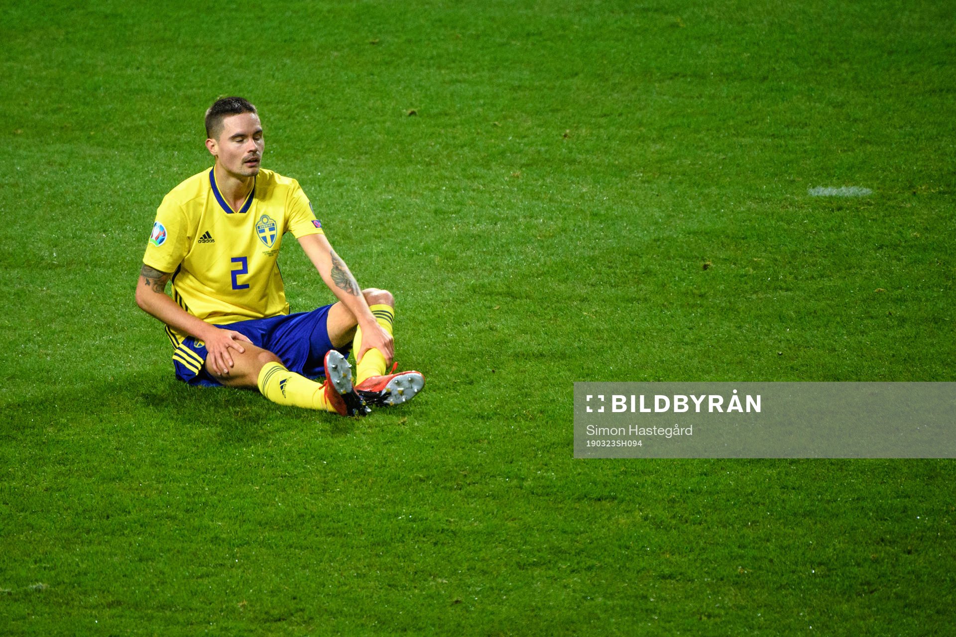 Mikael Lustig of Sweden in pain