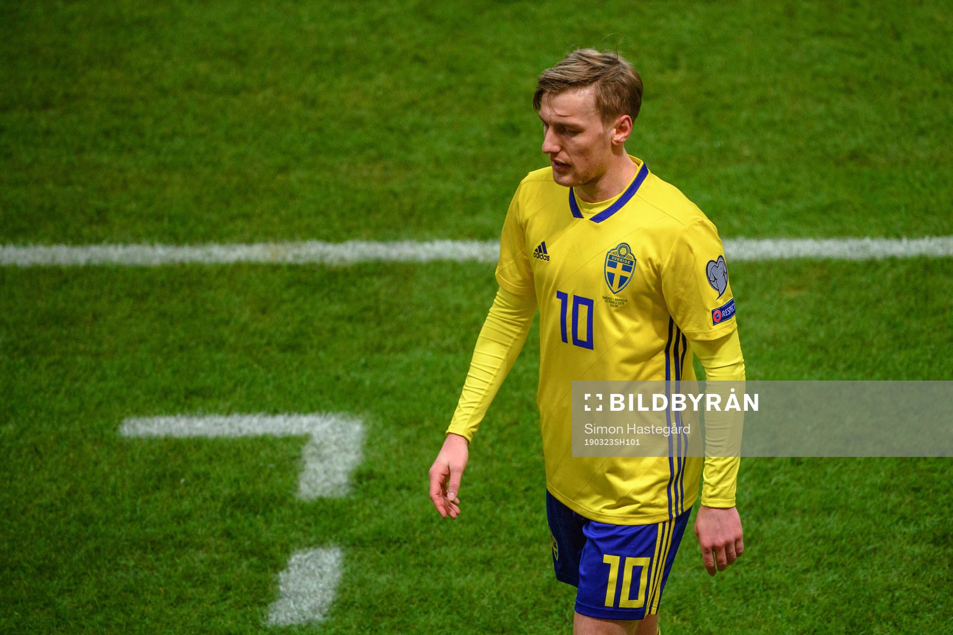 Emil Forsberg of Sweden looks dejected the UEFA Euro