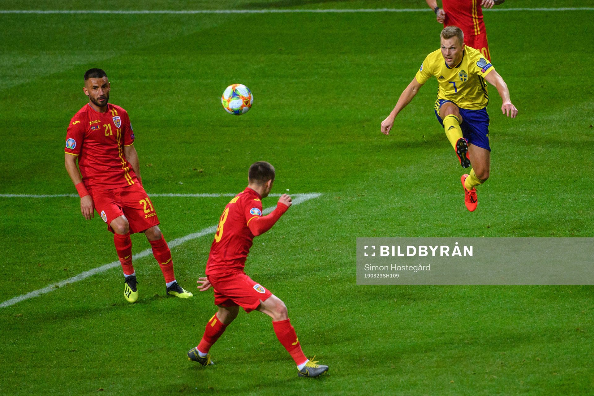 Sebastian Larsson of Sweden