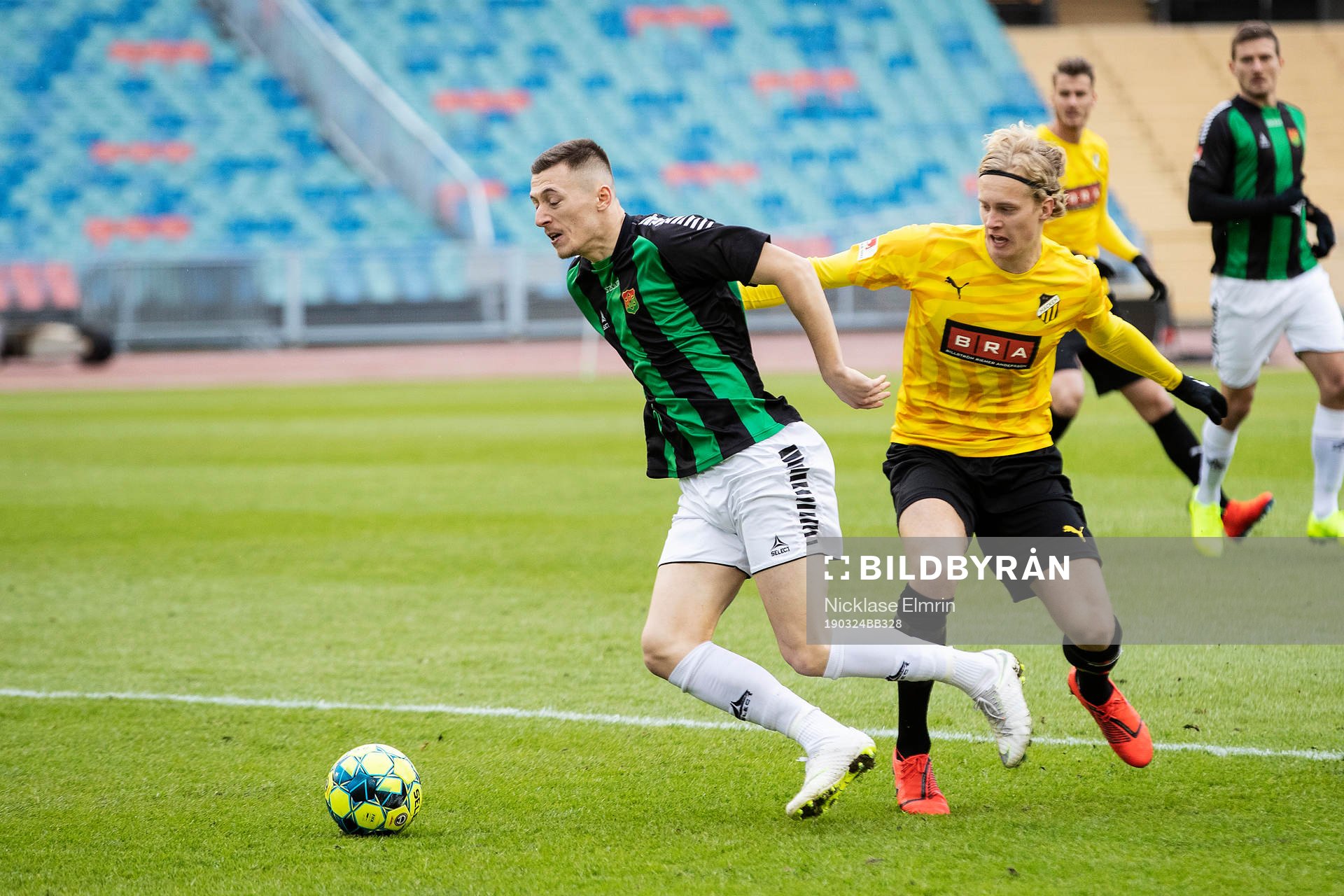 Häckens Gustav Berggren och GAIS Leonard Pllana