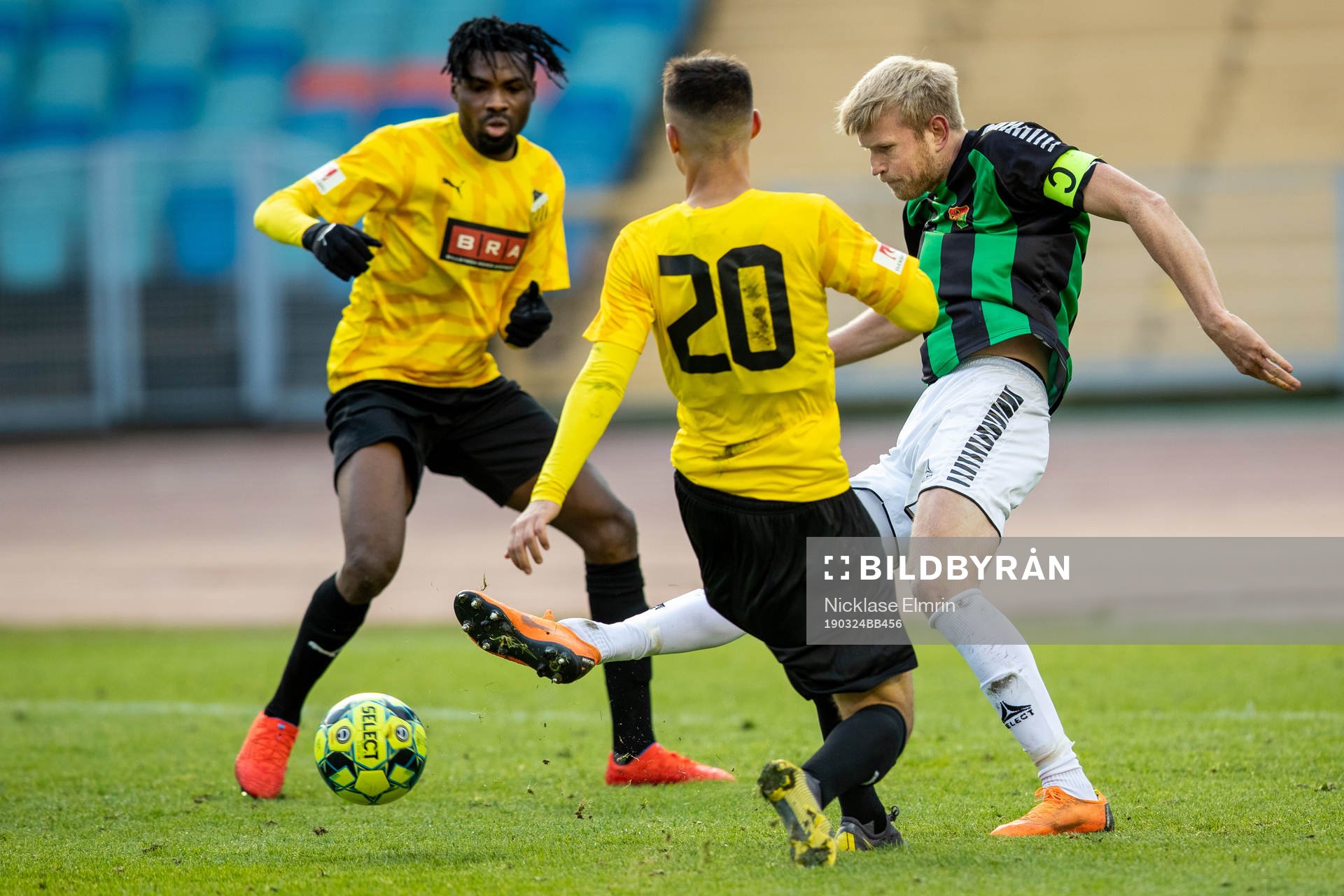 GAIS Carl Nyström mot Häckens Kizito Kwame och Ali Youssef