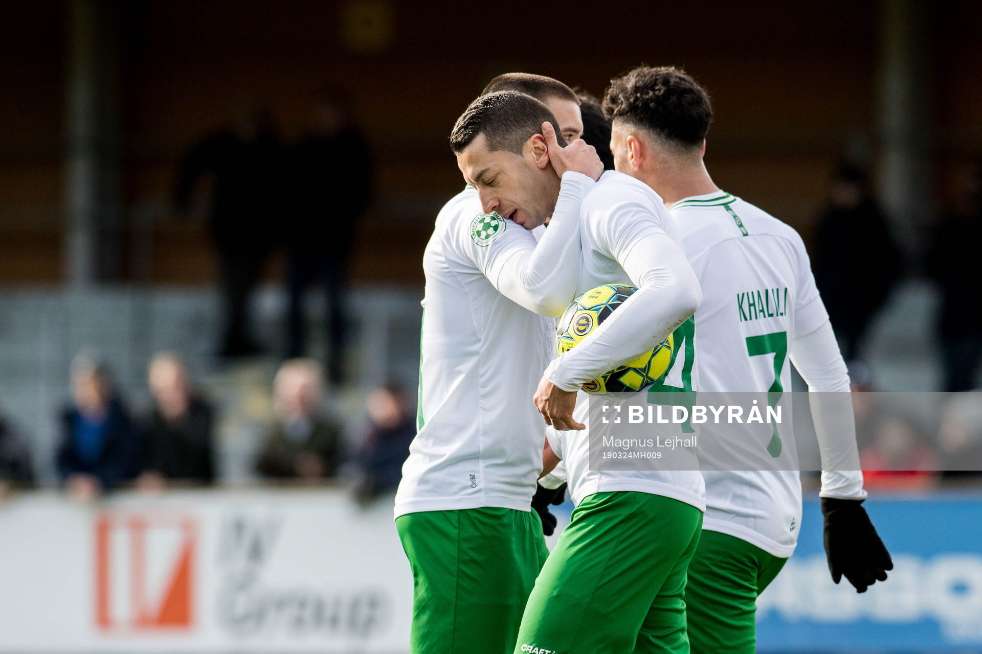 Hammarbys Nikola Djurdjic jublar efter 0-1 under träningsmatchen i fotboll mellan Mjällby och Hammarby den 24 mars 2019 i Mjällby.