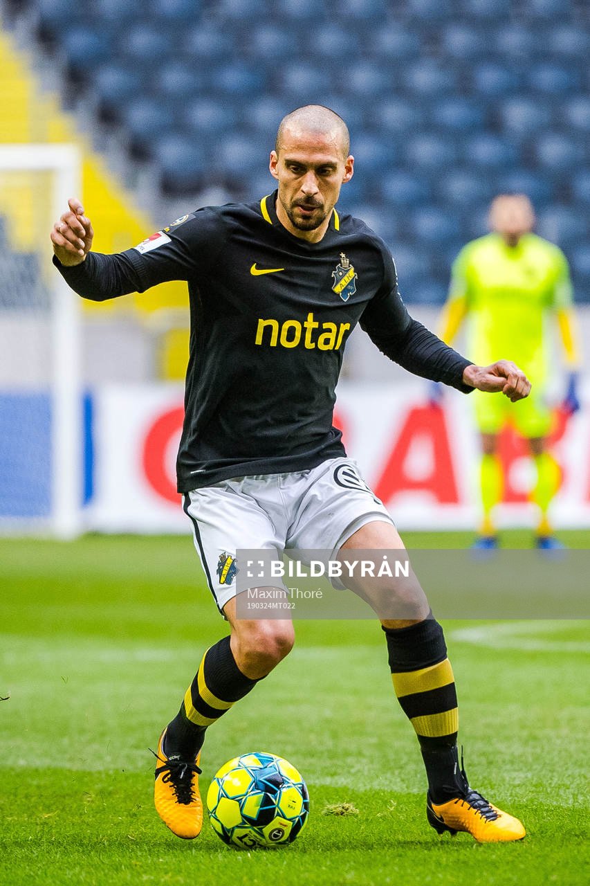 s Panajotis Dimitriadis